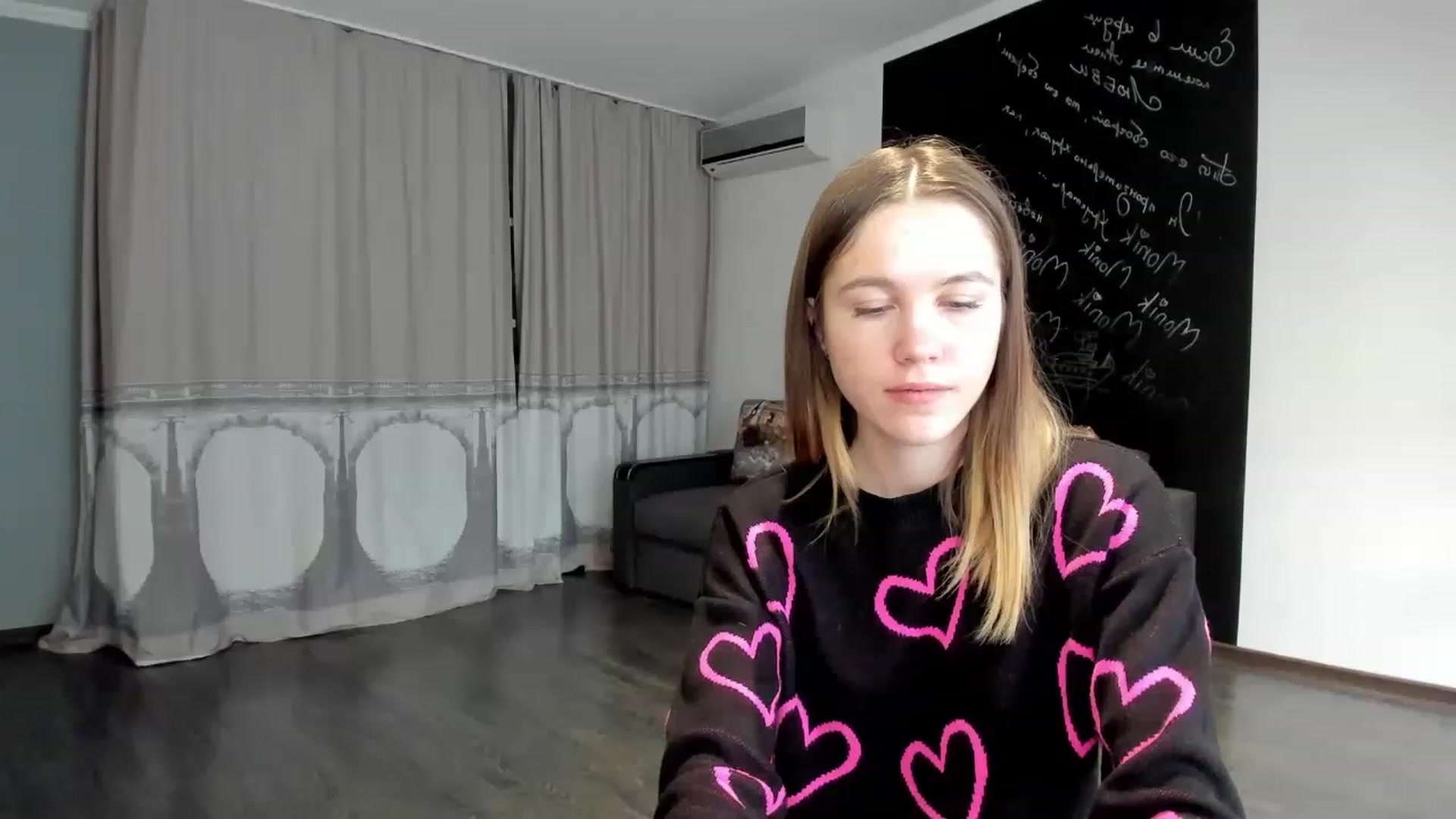Gallery image thumbnail from KateGordon's myfreecams stream on, 02/04/2023, 11:25 image 2 of 20