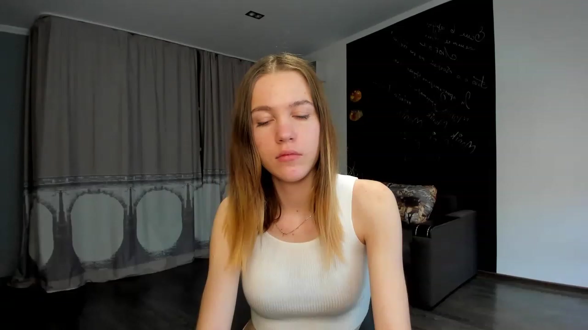 Gallery image thumbnail from KateGordon's myfreecams stream on, 02/05/2023, 10:09 image 1 of 20