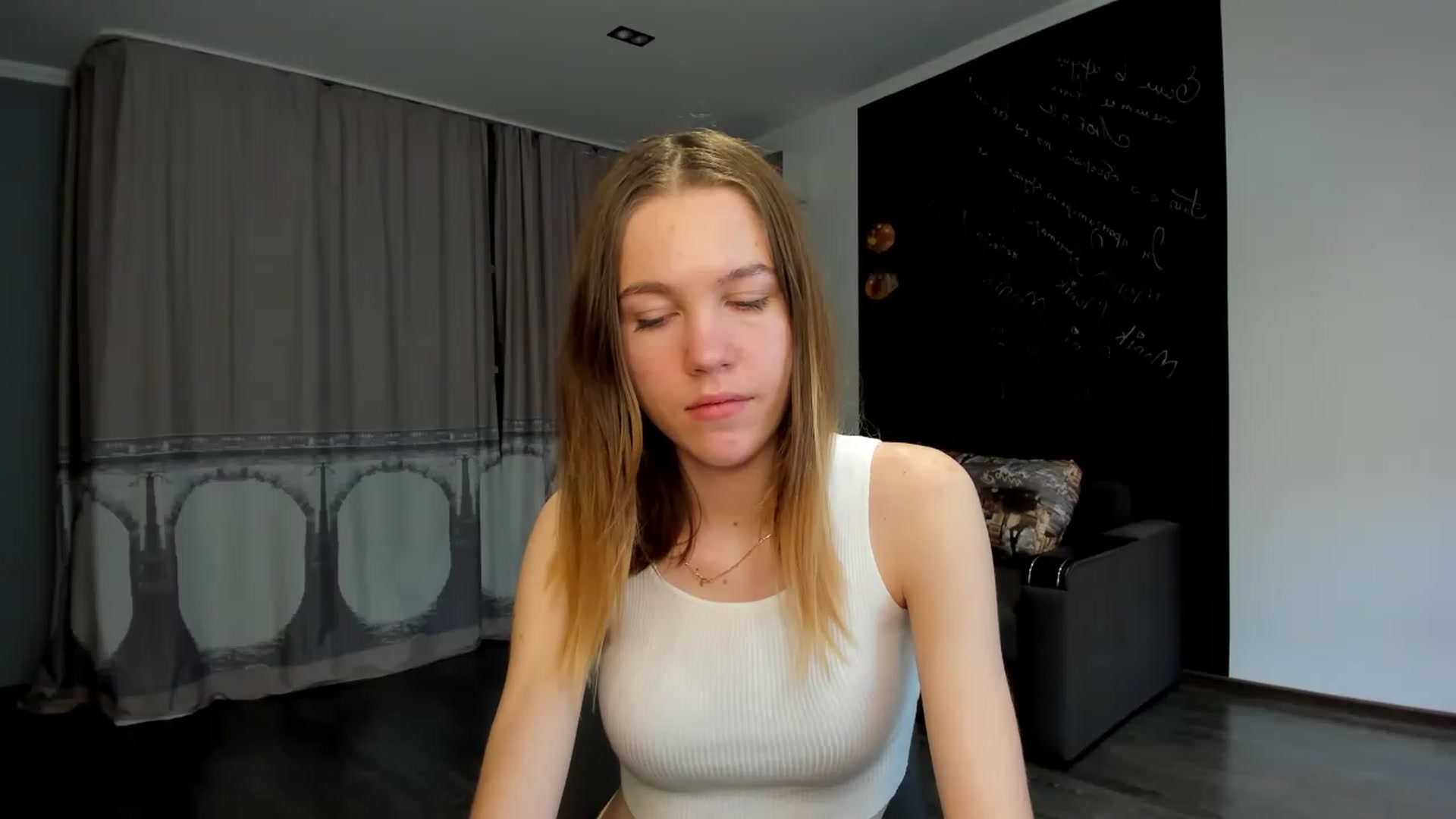 Gallery image thumbnail from KateGordon's myfreecams stream on, 02/05/2023, 10:09 image 6 of 20