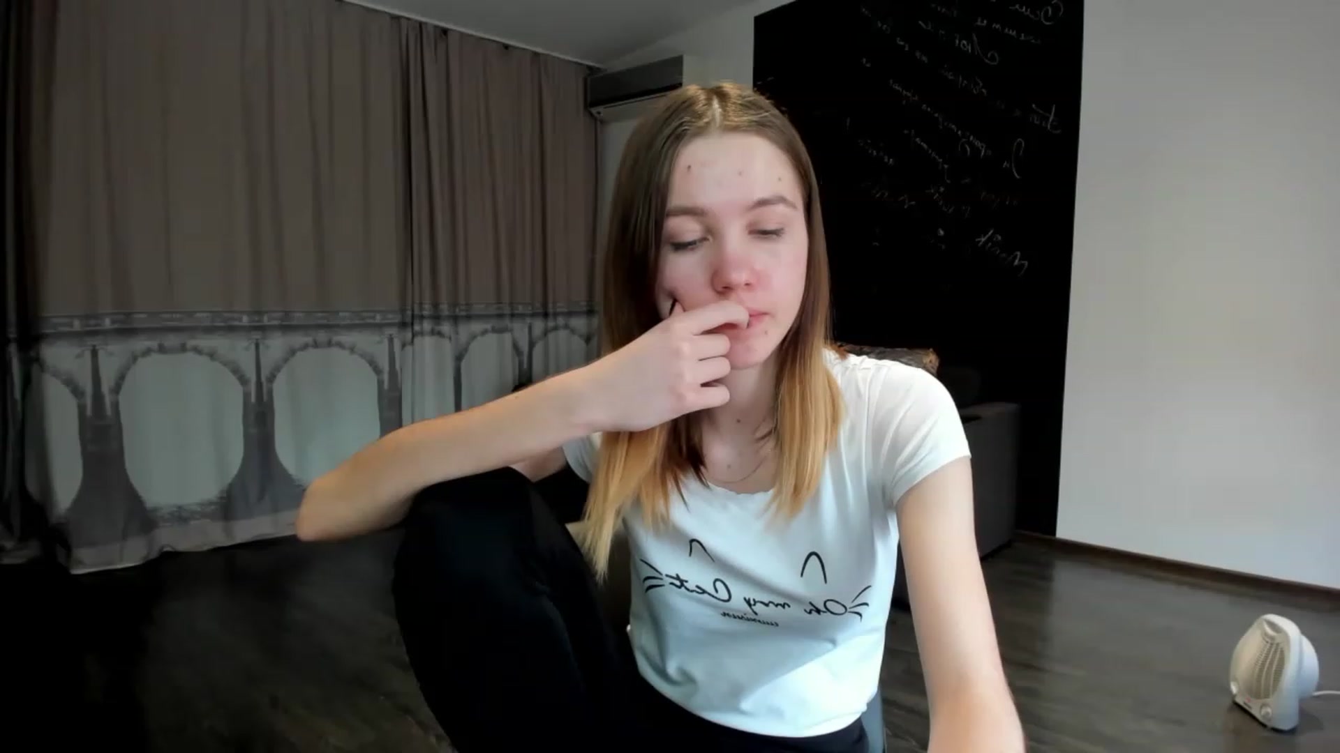 Gallery image thumbnail from KateGordon's myfreecams stream on, 02/11/2023, 10:31 image 15 of 20