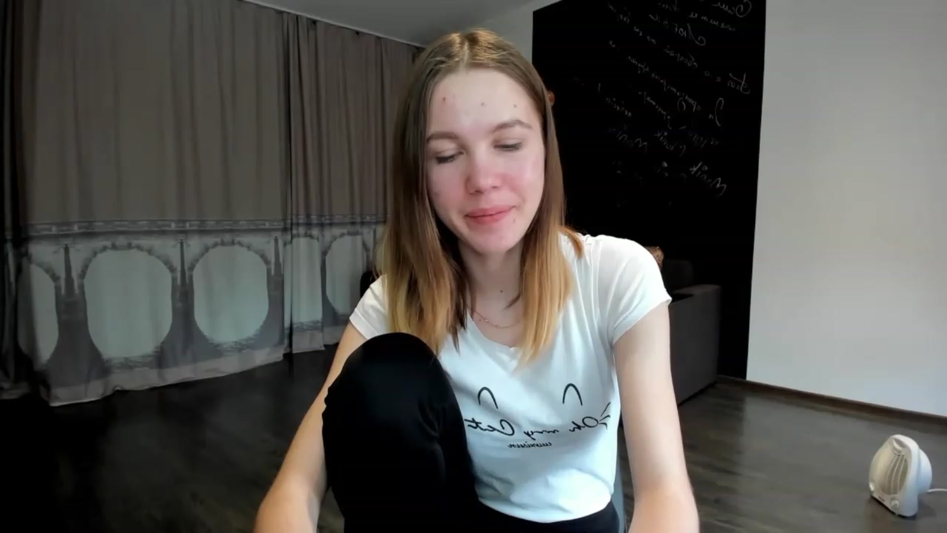 Gallery image thumbnail from KateGordon's myfreecams stream on, 02/11/2023, 10:31 image 11 of 20