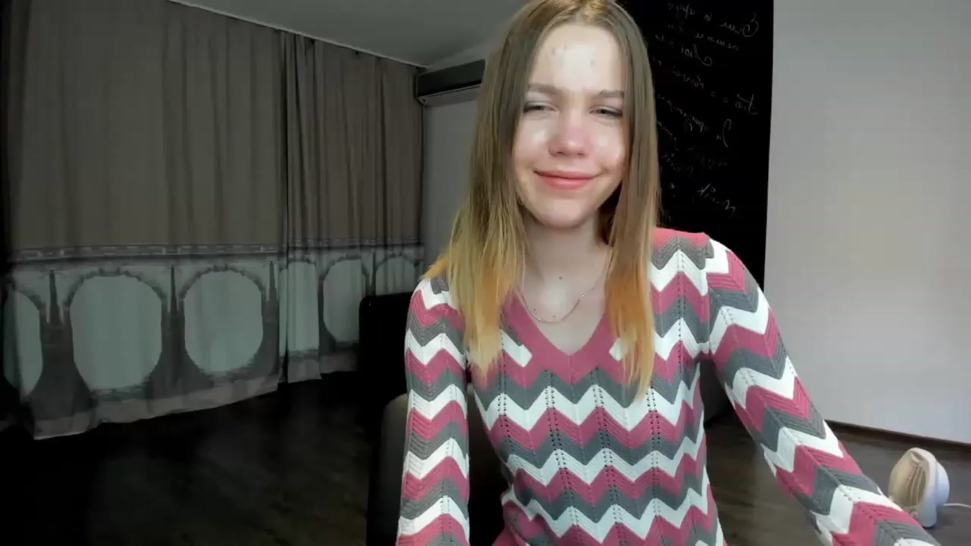 Gallery image thumbnail from KateGordon's myfreecams stream on, 02/12/2023, 11:20 image 8 of 20