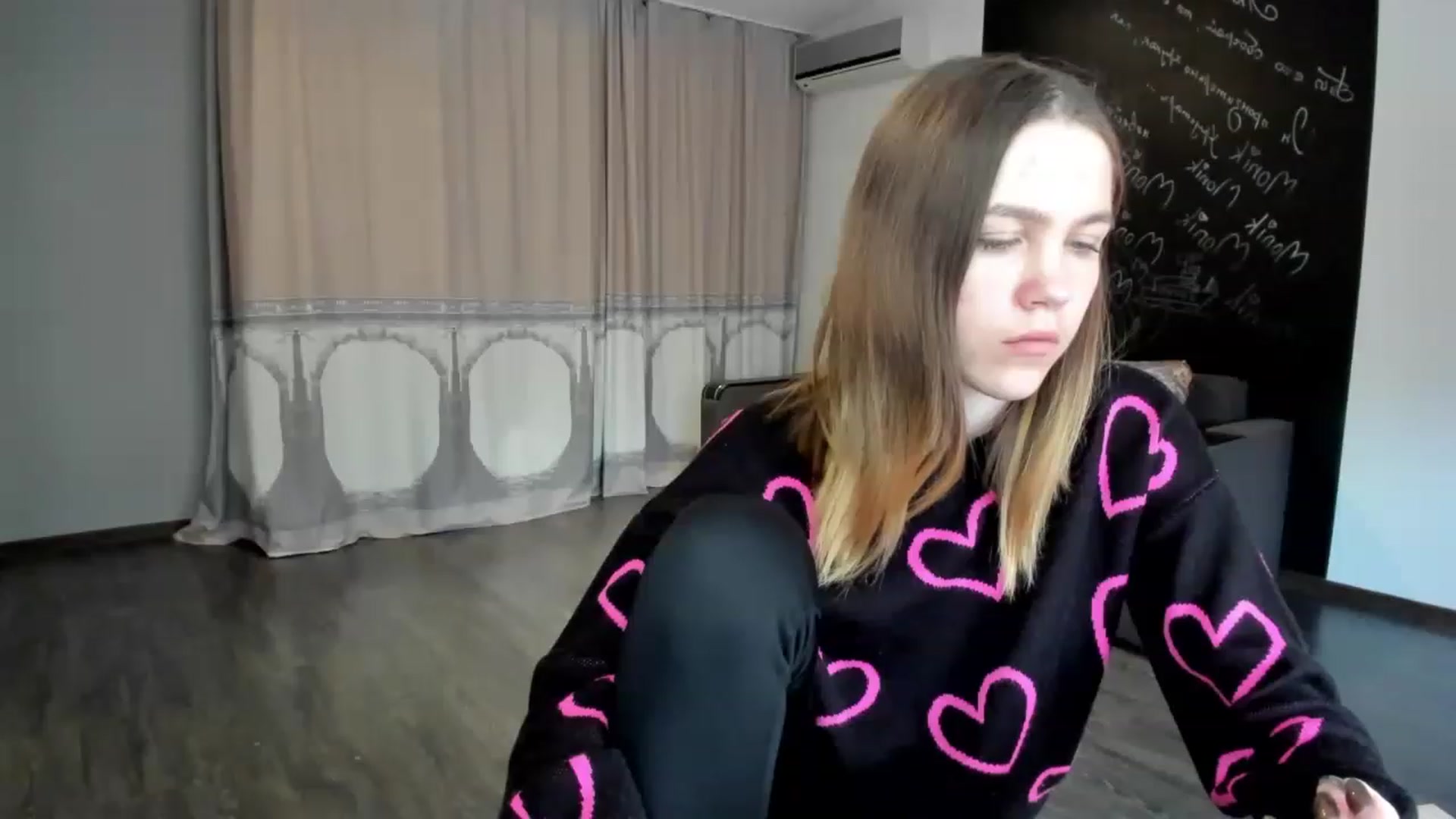 Gallery image thumbnail from KateGordon's myfreecams stream on, 02/13/2023, 12:00 image 9 of 20