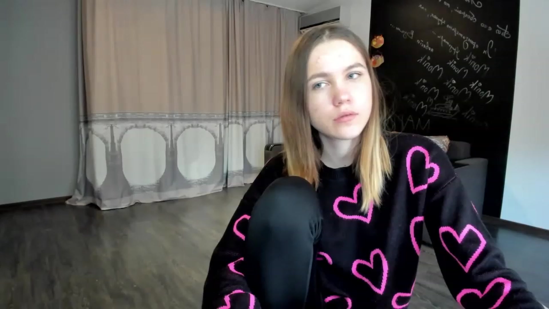 Gallery image thumbnail from KateGordon's myfreecams stream on, 02/13/2023, 12:00 image 12 of 20
