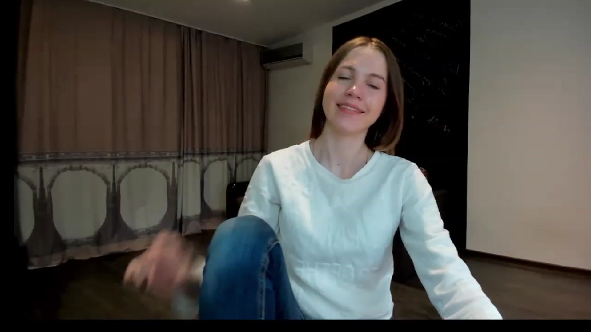 Gallery image thumbnail from KateGordon's myfreecams stream on, 02/22/2023, 11:59 image 15 of 20