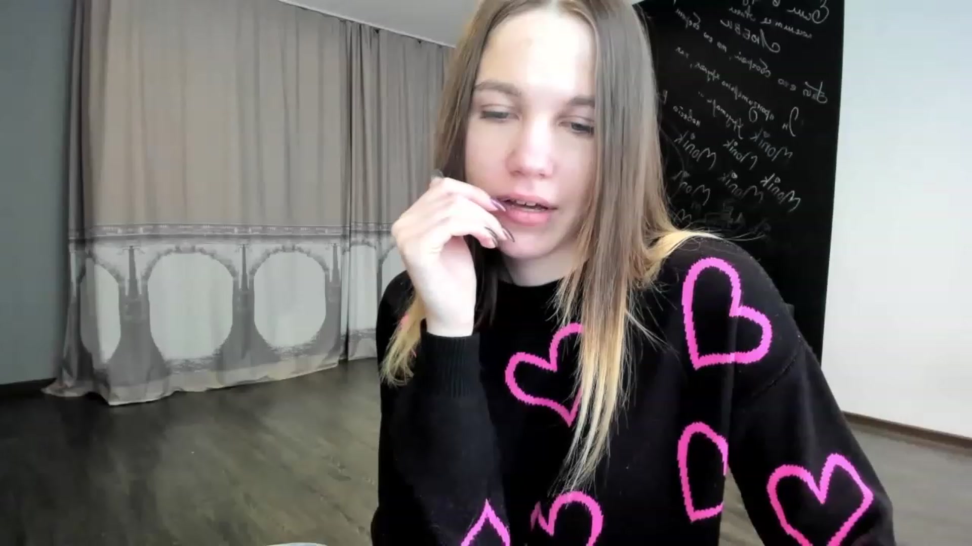 Gallery image thumbnail from KateGordon's myfreecams stream on, 02/24/2023, 10:27 image 4 of 20