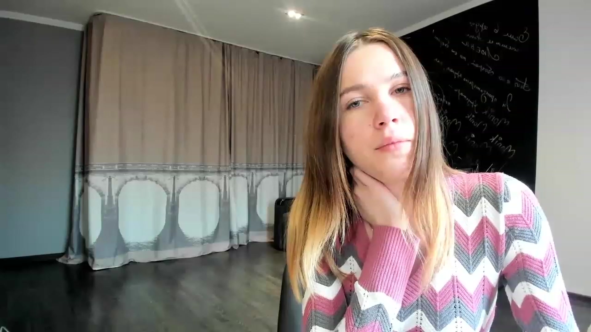 Gallery image thumbnail from KateGordon's myfreecams stream on, 03/06/2023, 12:03 image 19 of 20