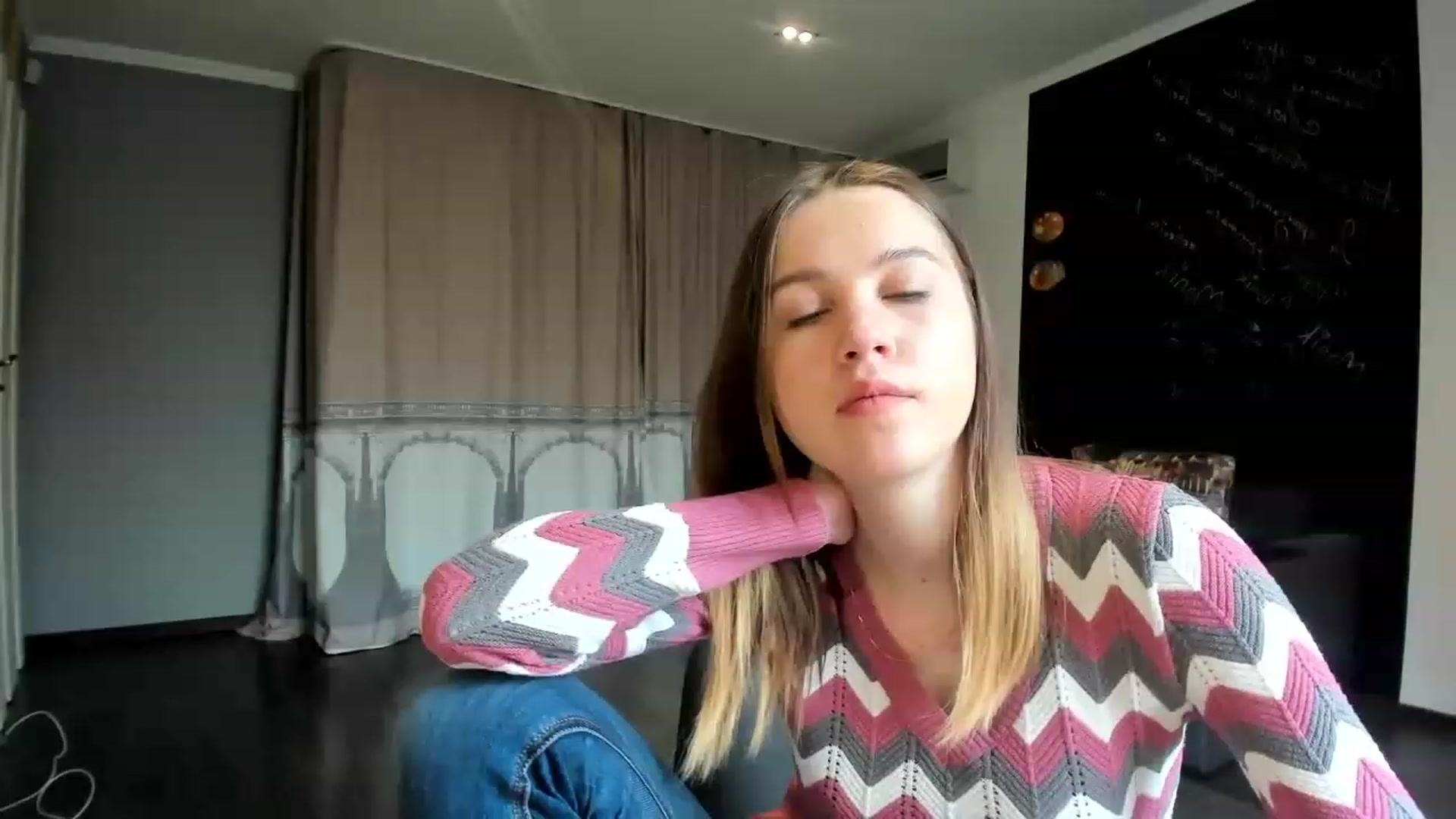 Gallery image thumbnail from KateGordon's myfreecams stream on, 03/08/2023, 12:01 image 7 of 20