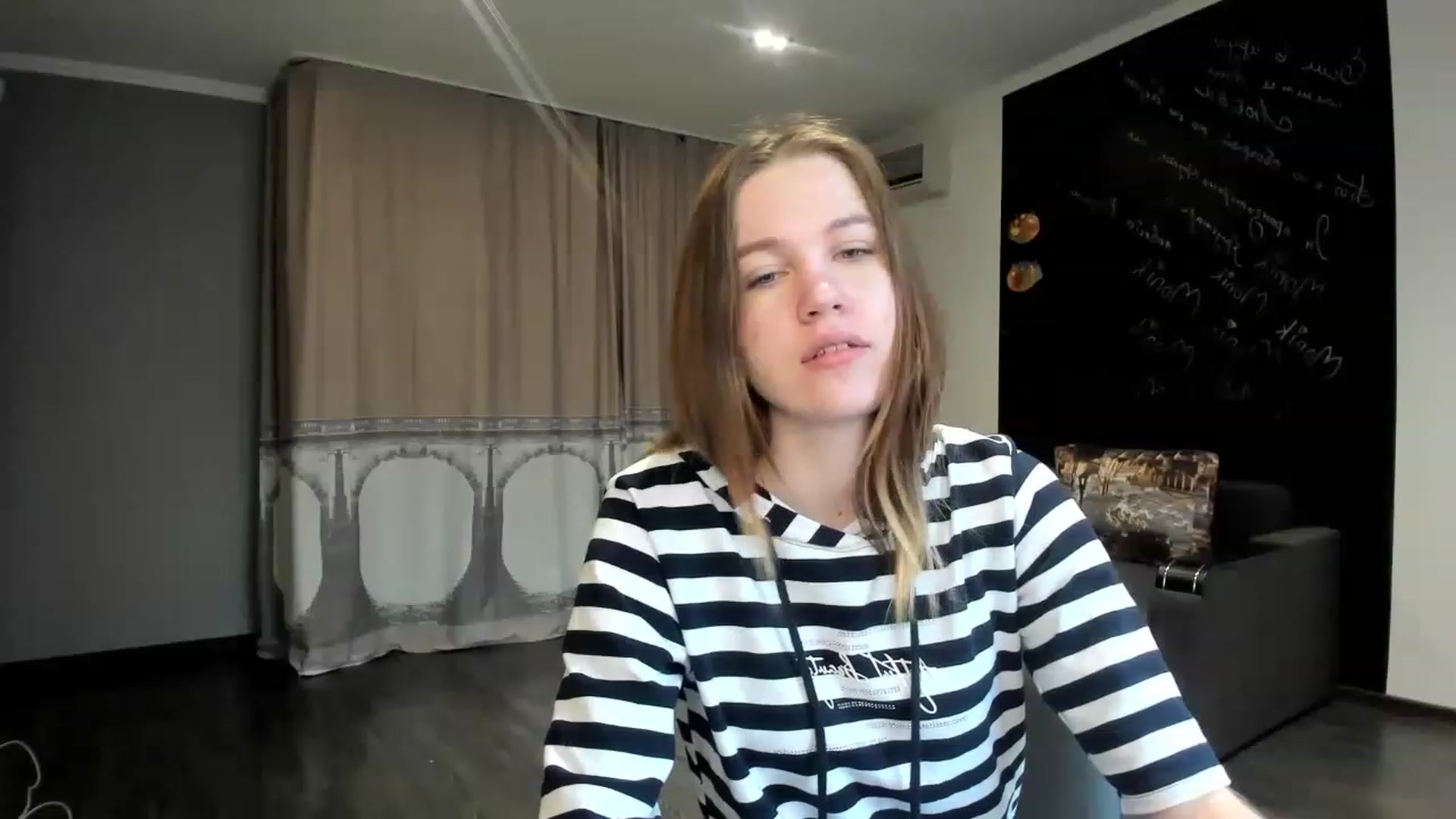 Gallery image thumbnail from KateGordon's myfreecams stream on, 03/11/2023, 11:40 image 18 of 20