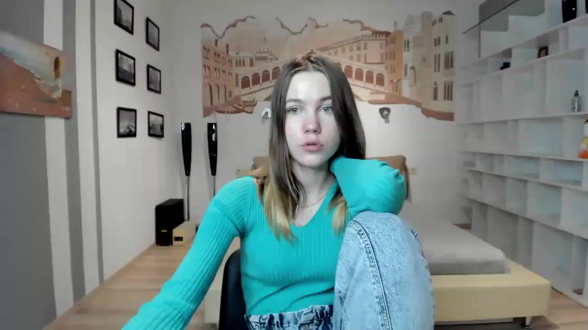 Gallery image thumbnail from KateGordon's myfreecams stream on, 03/12/2023, 10:36 image 18 of 20