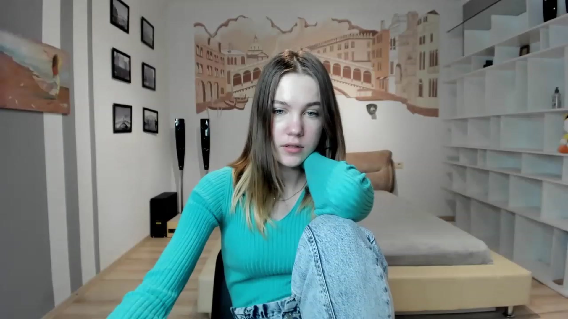 Gallery image thumbnail from KateGordon's myfreecams stream on, 03/12/2023, 10:36 image 17 of 20