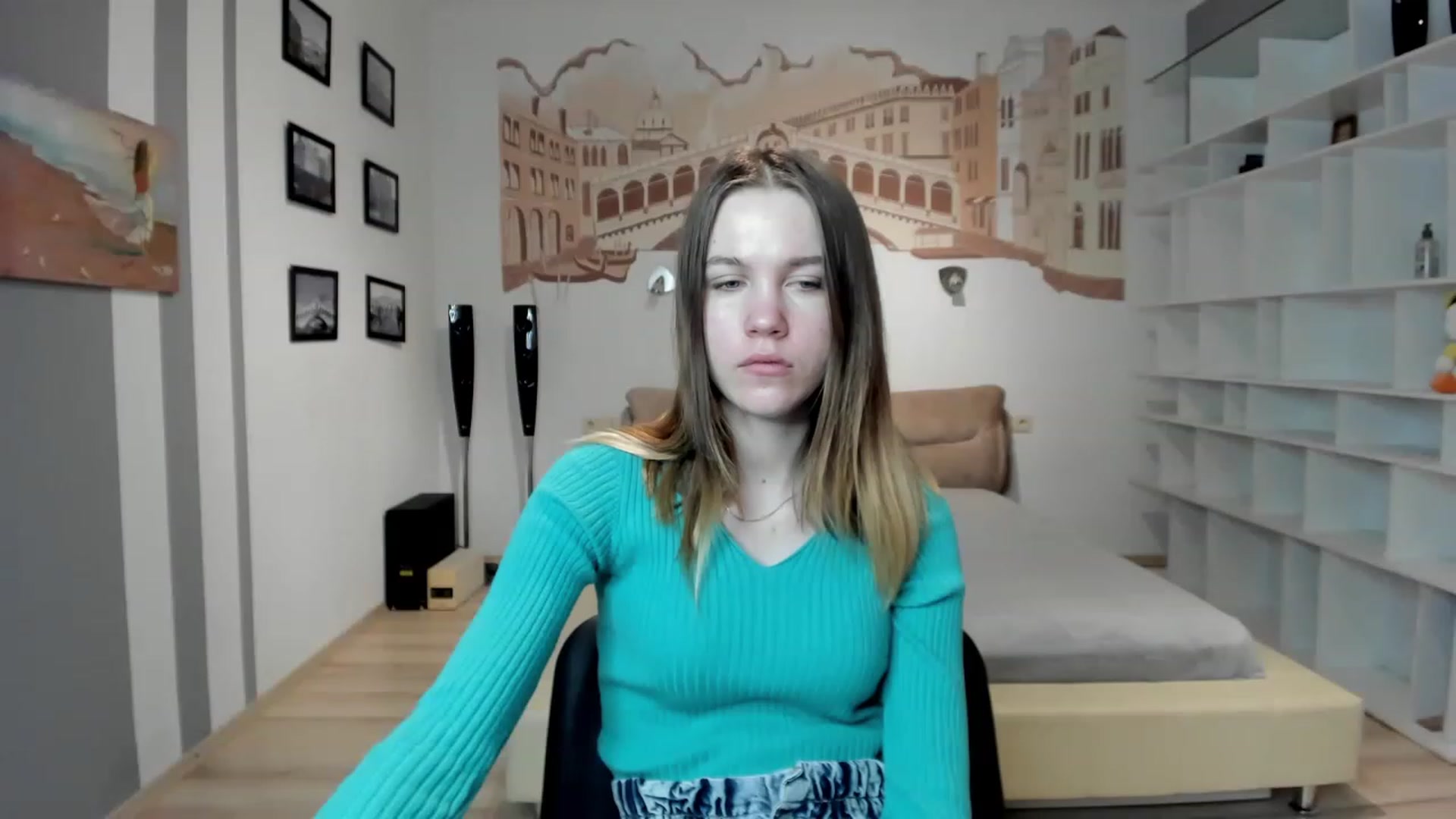 Gallery image thumbnail from KateGordon's myfreecams stream on, 03/12/2023, 10:36 image 13 of 20