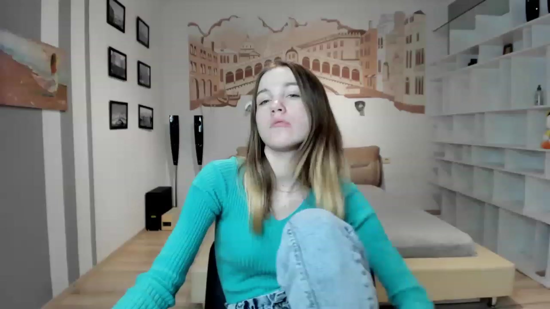 Gallery image thumbnail from KateGordon's myfreecams stream on, 03/12/2023, 12:04 image 14 of 20