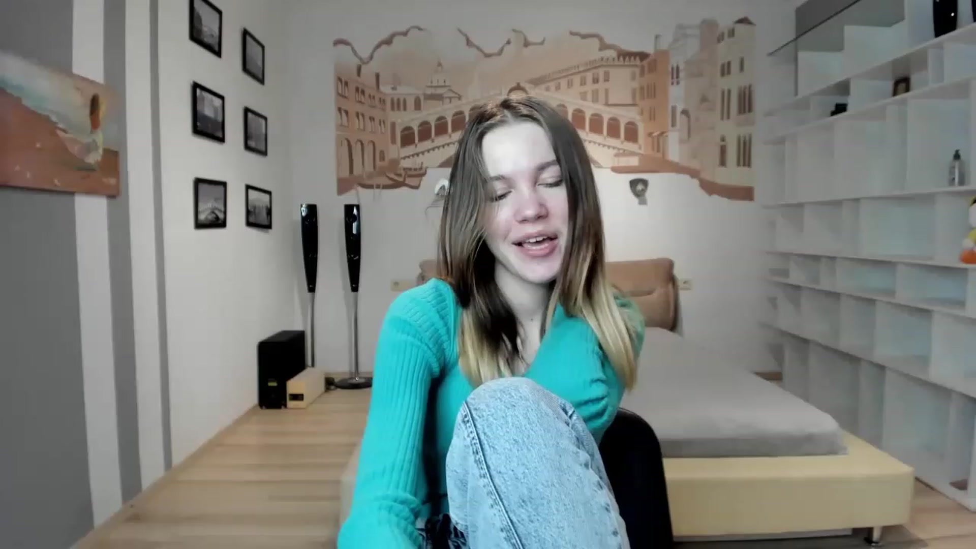 Gallery image thumbnail from KateGordon's myfreecams stream on, 03/12/2023, 12:04 image 2 of 20