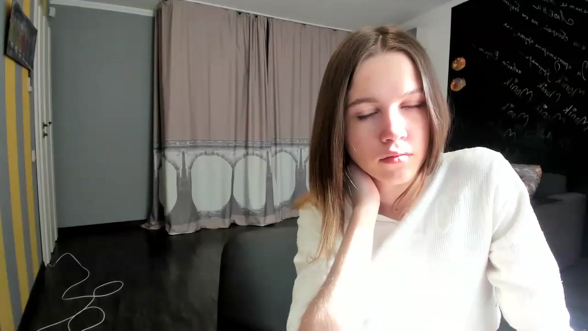 Gallery image thumbnail from KateGordon's myfreecams stream on, 03/13/2023, 08:54 image 2 of 20