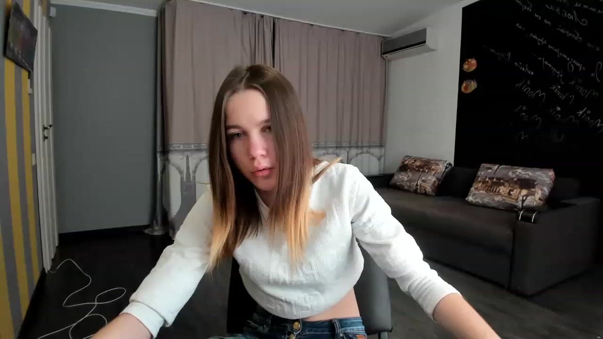 Gallery image thumbnail from KateGordon's myfreecams stream on, 03/13/2023, 08:54 image 15 of 20