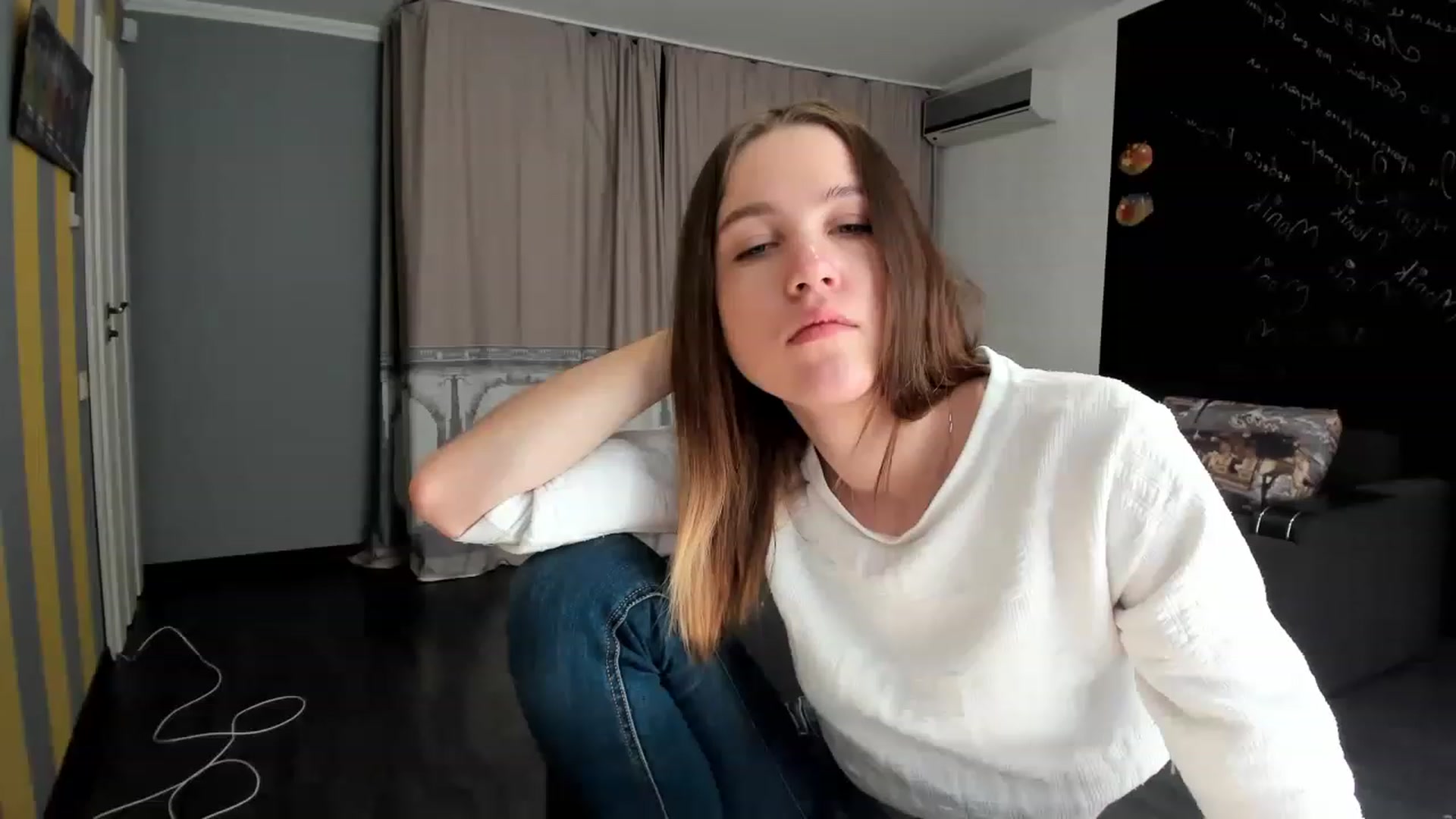 Gallery image thumbnail from KateGordon's myfreecams stream on, 03/13/2023, 08:54 image 6 of 20