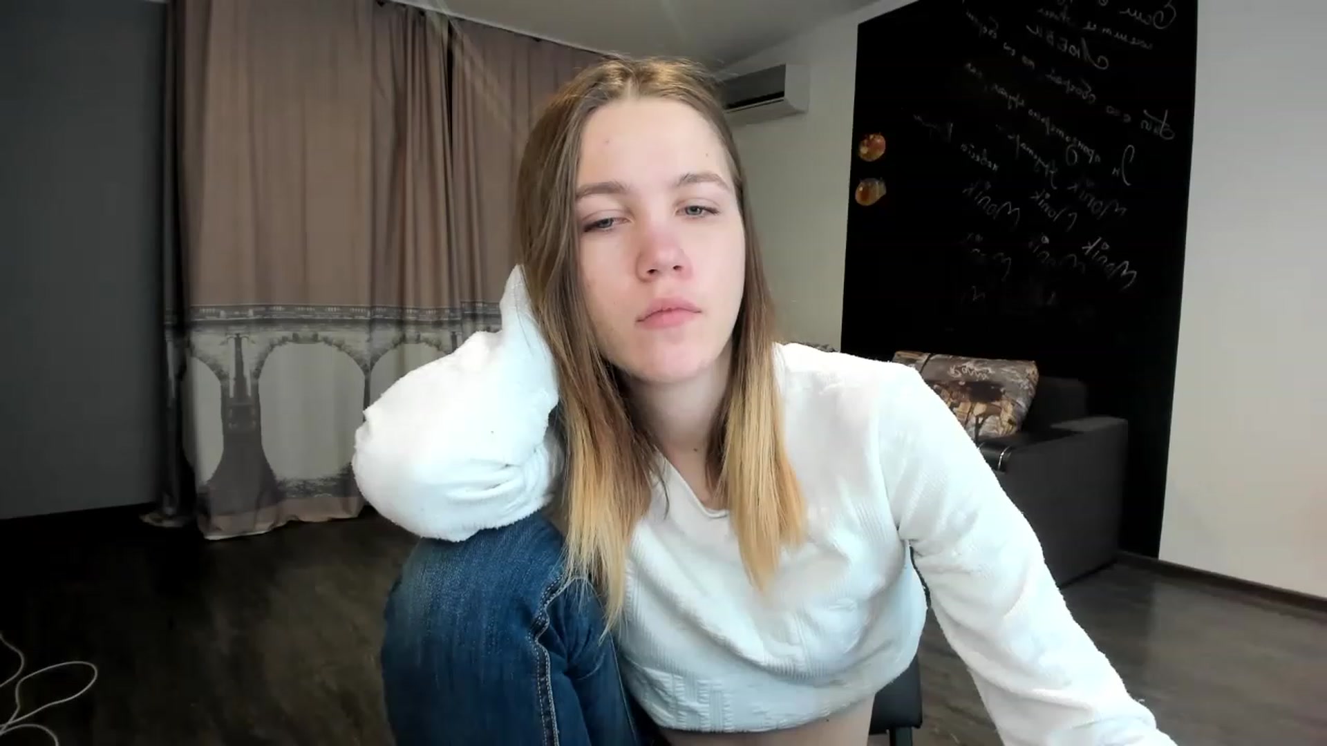 Gallery image thumbnail from KateGordon's myfreecams stream on, 03/13/2023, 11:37 image 16 of 20
