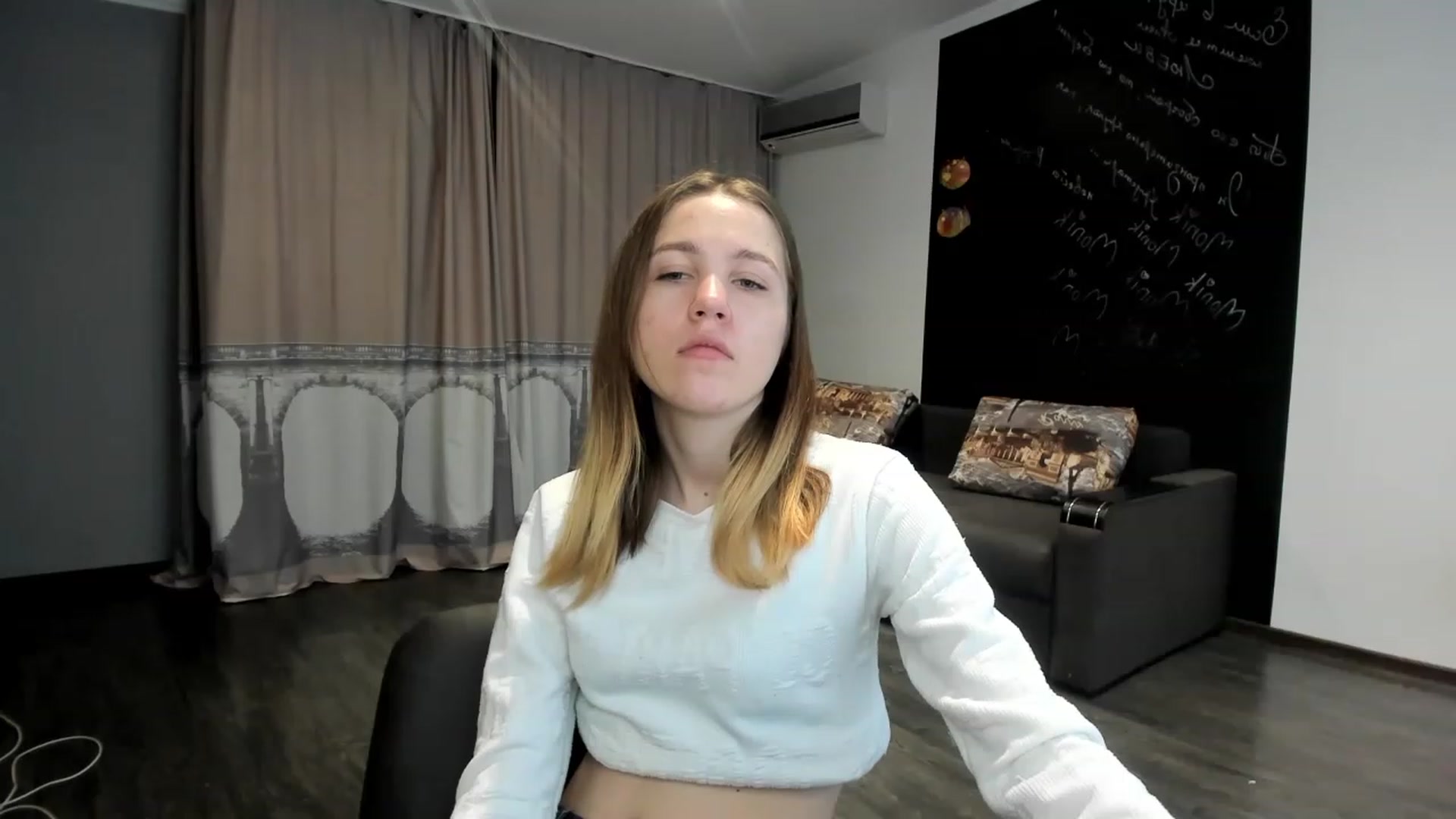Gallery image thumbnail from KateGordon's myfreecams stream on, 03/13/2023, 11:37 image 5 of 20