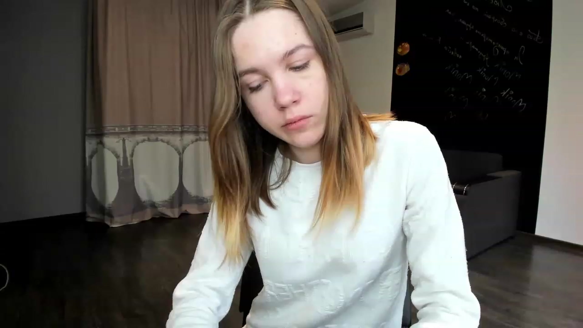 Gallery image thumbnail from KateGordon's myfreecams stream on, 03/17/2023, 09:00 image 18 of 20