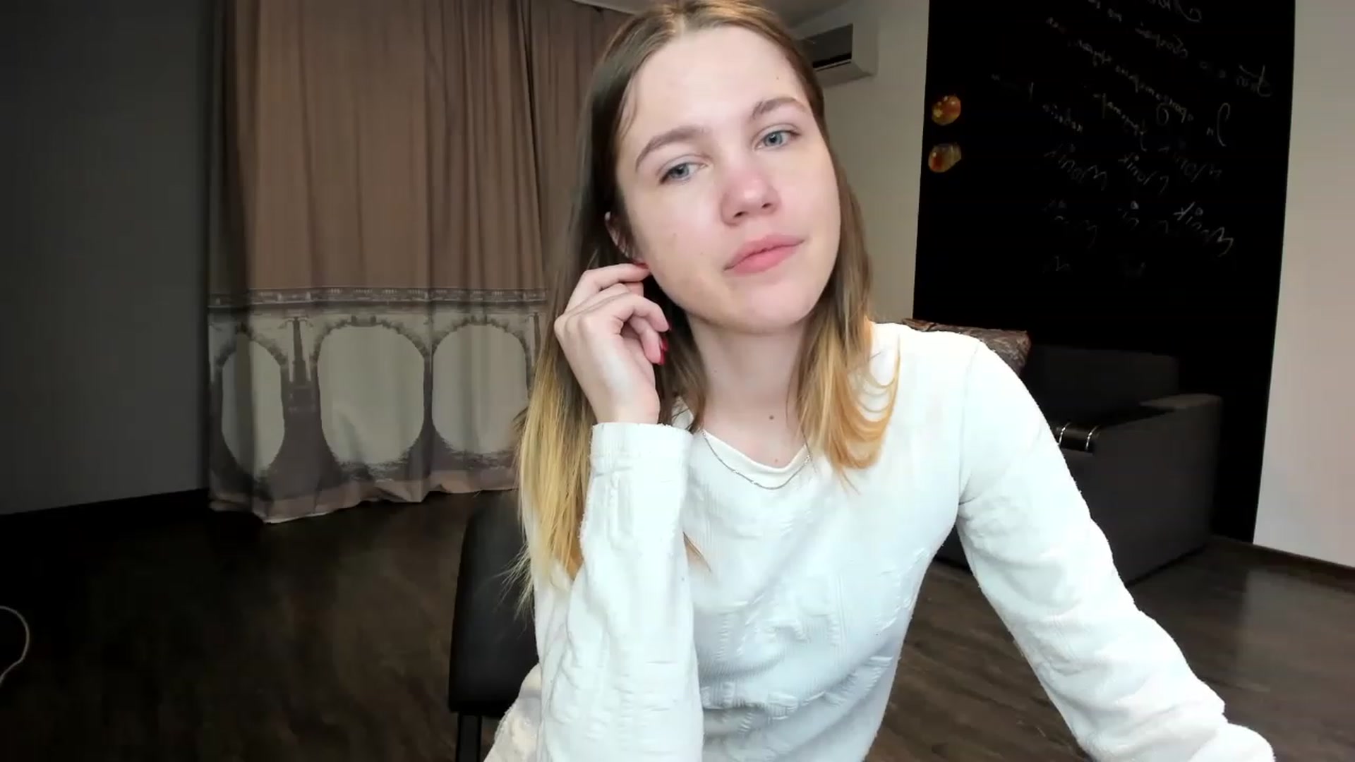 Gallery image thumbnail from KateGordon's myfreecams stream on, 03/17/2023, 09:00 image 4 of 20