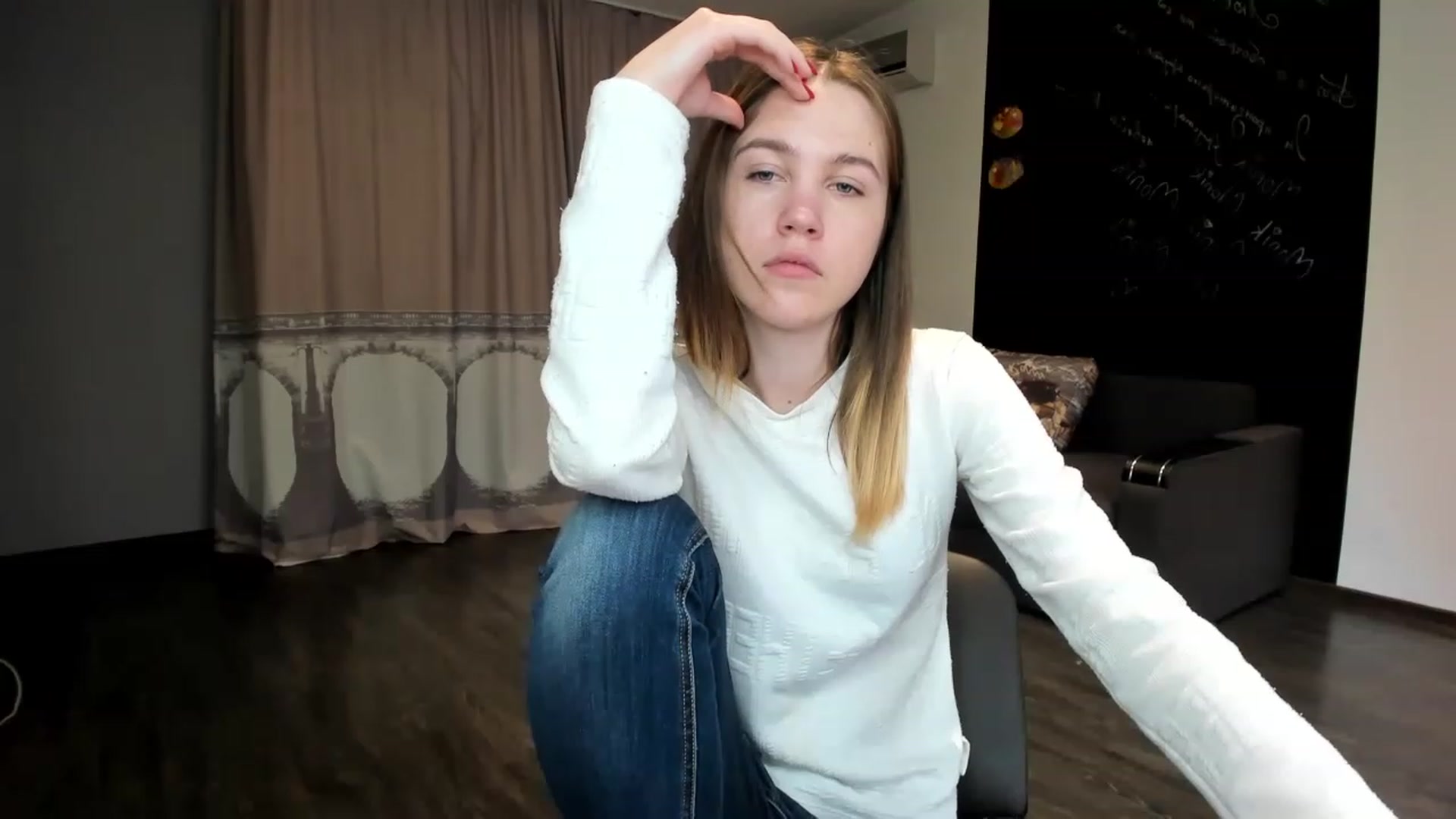 Gallery image thumbnail from KateGordon's myfreecams stream on, 03/17/2023, 09:00 image 9 of 20