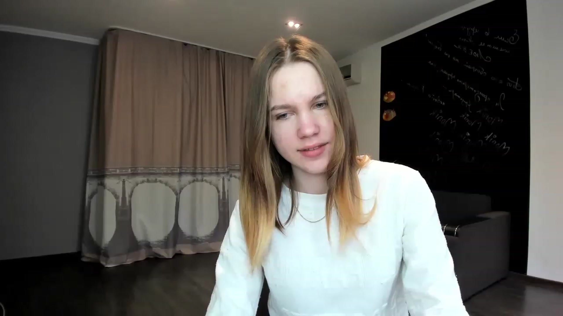 Gallery image thumbnail from KateGordon's myfreecams stream on, 03/17/2023, 09:46 image 4 of 20
