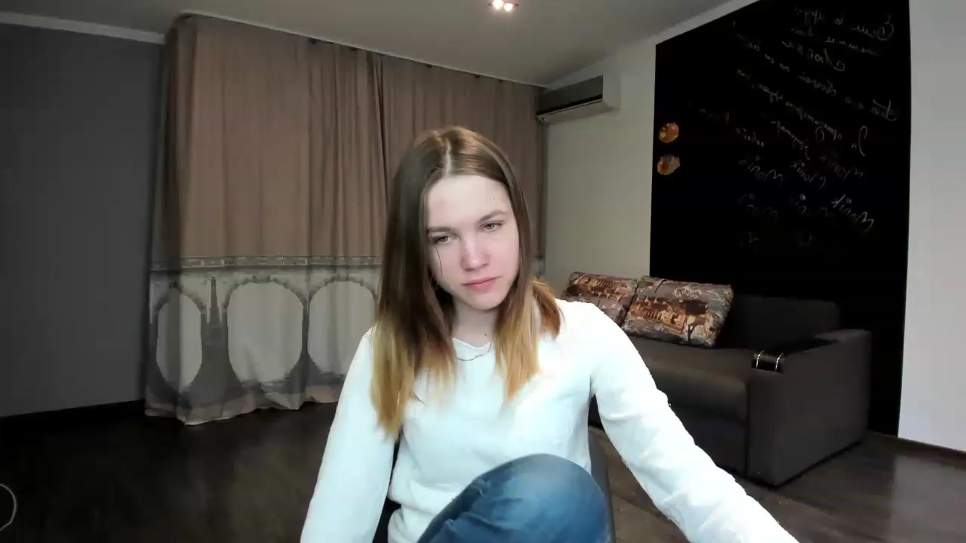 Gallery image thumbnail from KateGordon's myfreecams stream on, 03/17/2023, 11:52 image 13 of 20