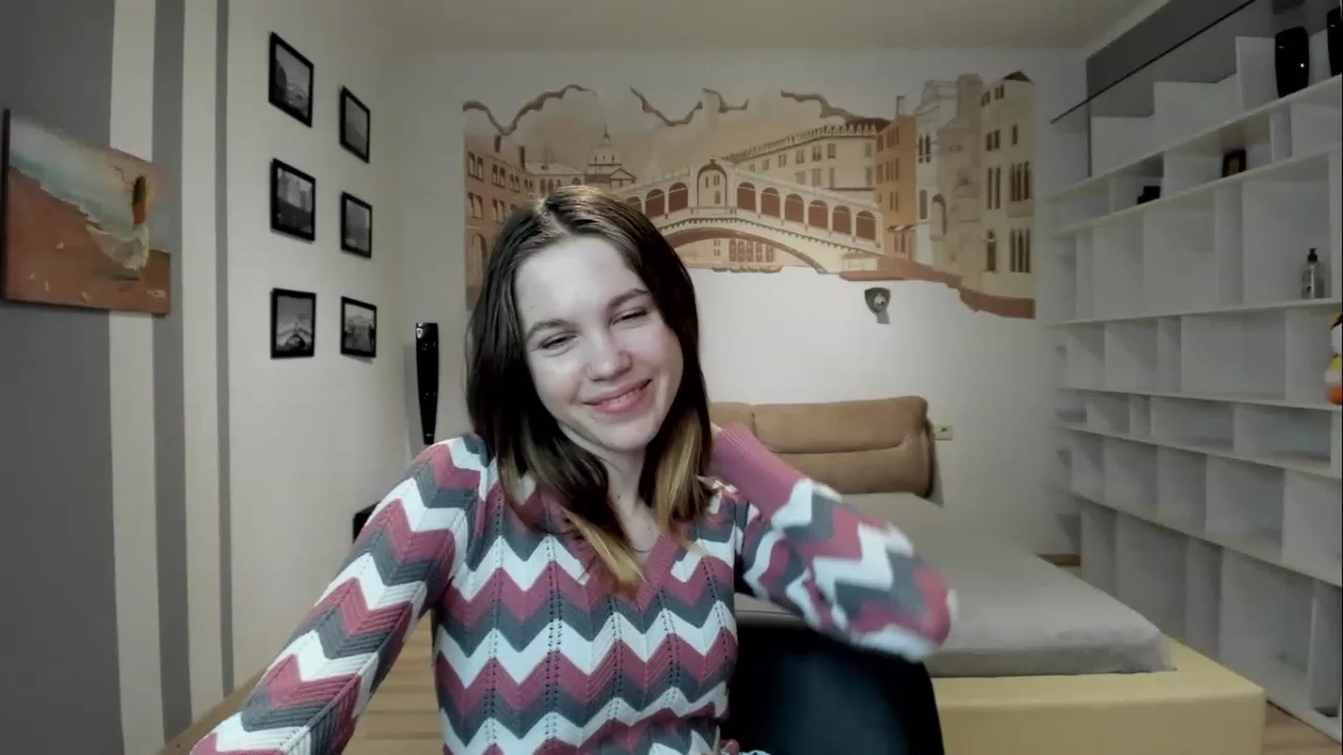 Gallery image thumbnail from KateGordon's myfreecams stream on, 03/18/2023, 11:29 image 18 of 20