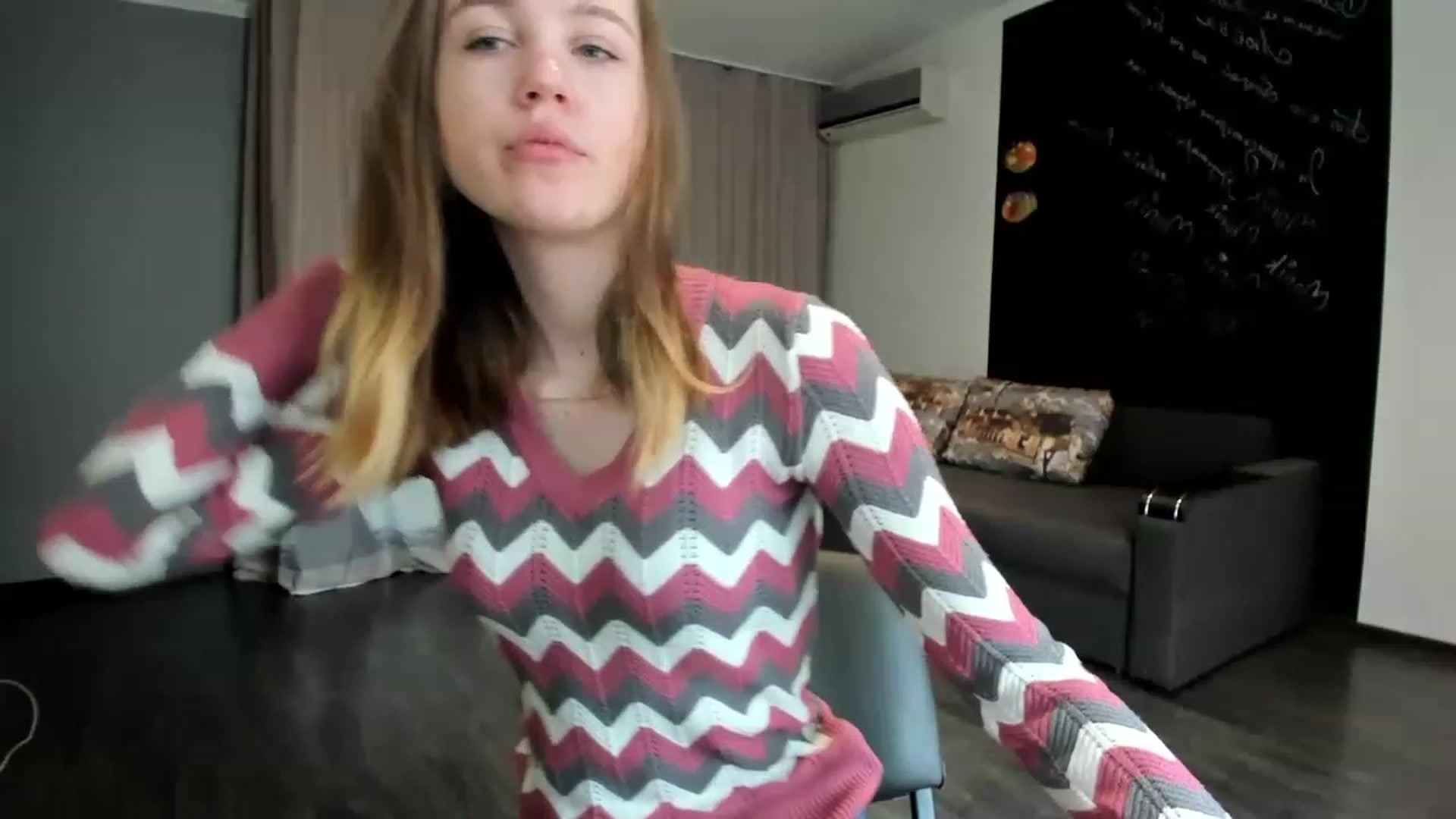 Gallery image thumbnail from KateGordon's myfreecams stream on, 03/19/2023, 10:41 image 18 of 20