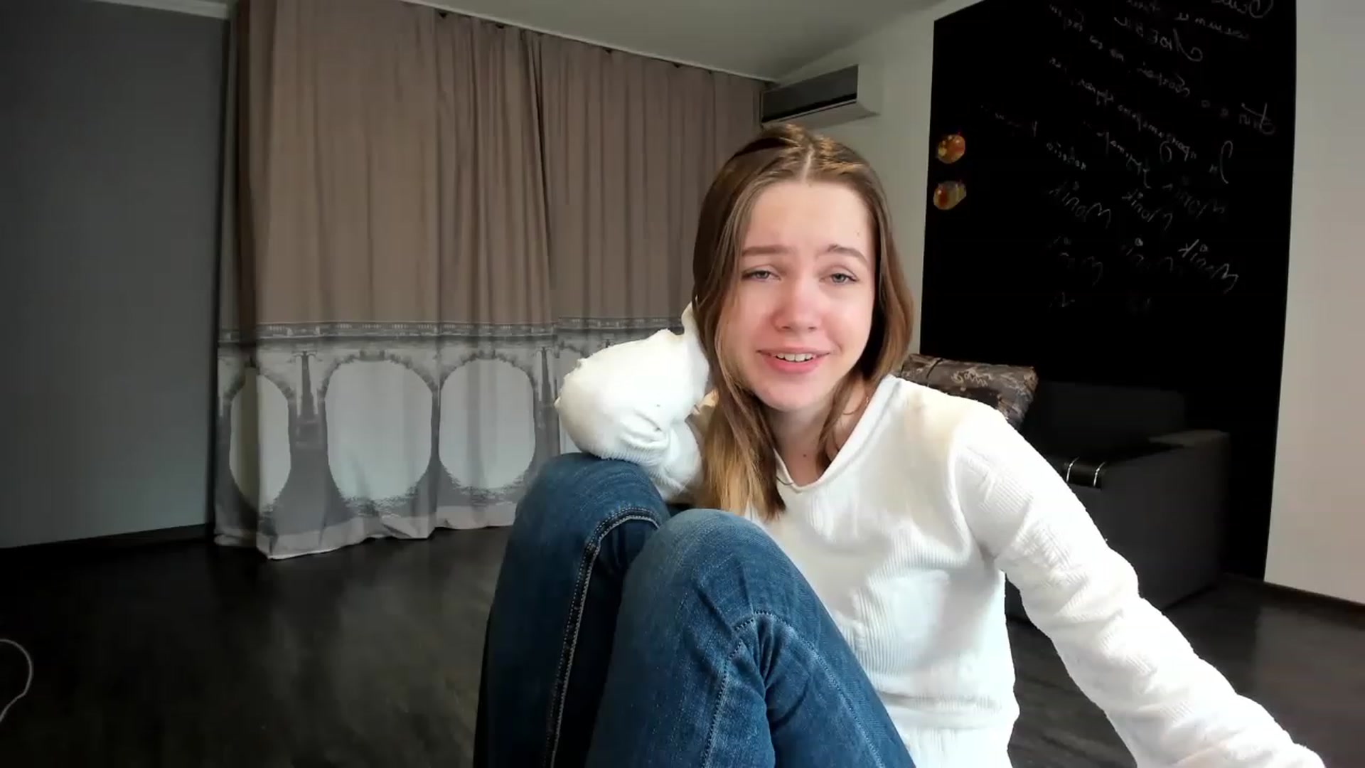 Gallery image thumbnail from KateGordon's myfreecams stream on, 03/20/2023, 08:29 image 20 of 20