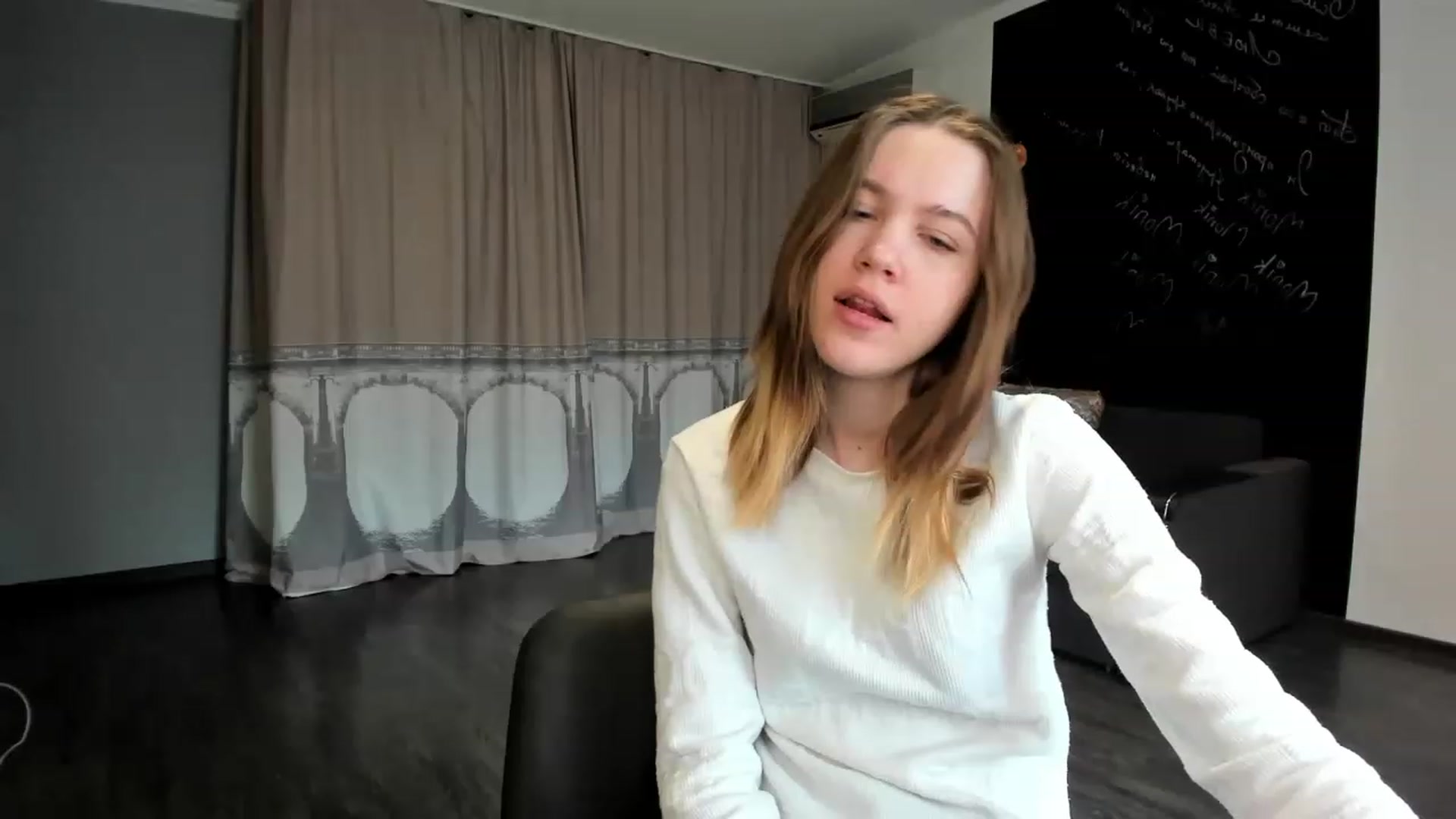 Gallery image thumbnail from KateGordon's myfreecams stream on, 03/20/2023, 08:29 image 18 of 20