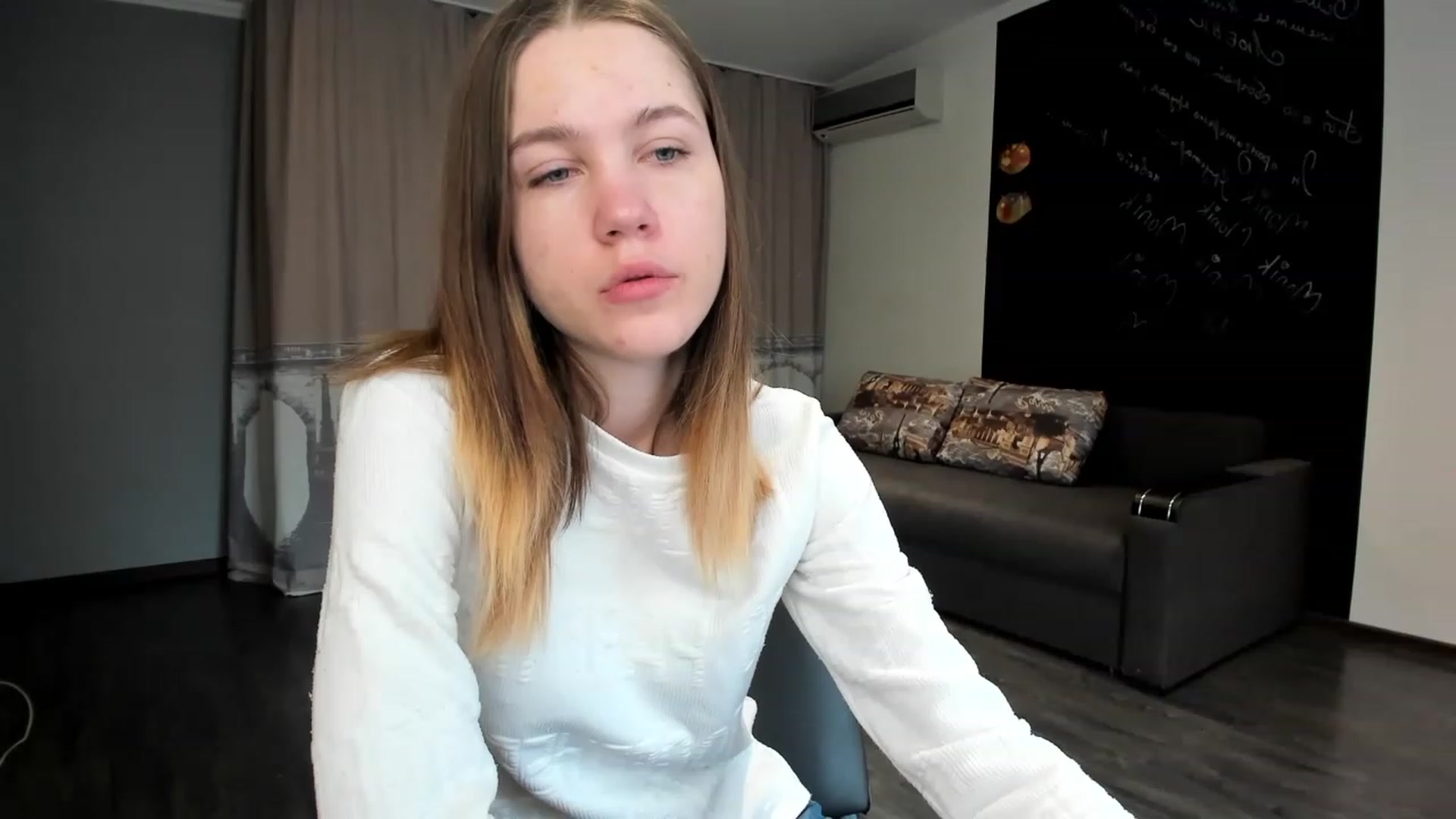 Gallery image thumbnail from KateGordon's myfreecams stream on, 03/20/2023, 08:29 image 1 of 20