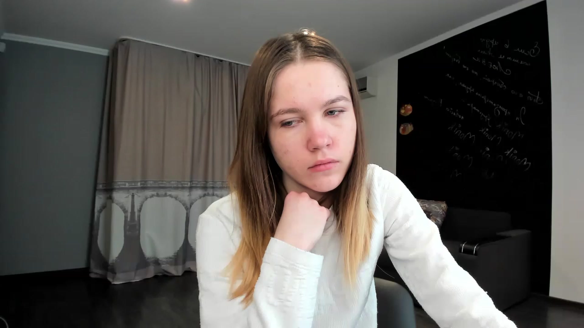 Gallery image thumbnail from KateGordon's myfreecams stream on, 03/20/2023, 09:01 image 5 of 20