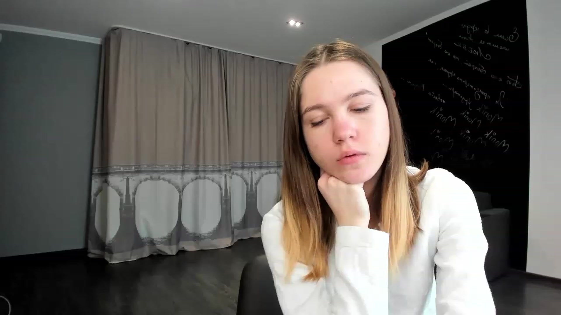 Gallery image thumbnail from KateGordon's myfreecams stream on, 03/20/2023, 09:01 image 12 of 20