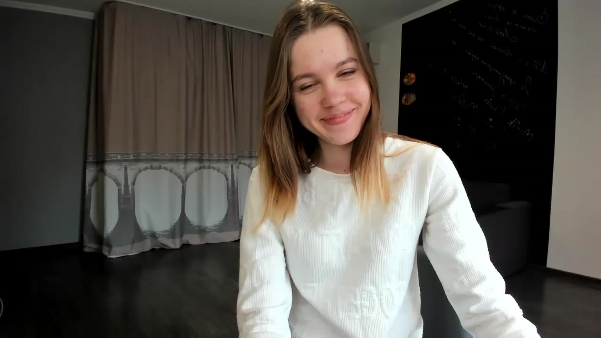 Gallery image thumbnail from KateGordon's myfreecams stream on, 03/20/2023, 11:23 image 20 of 20