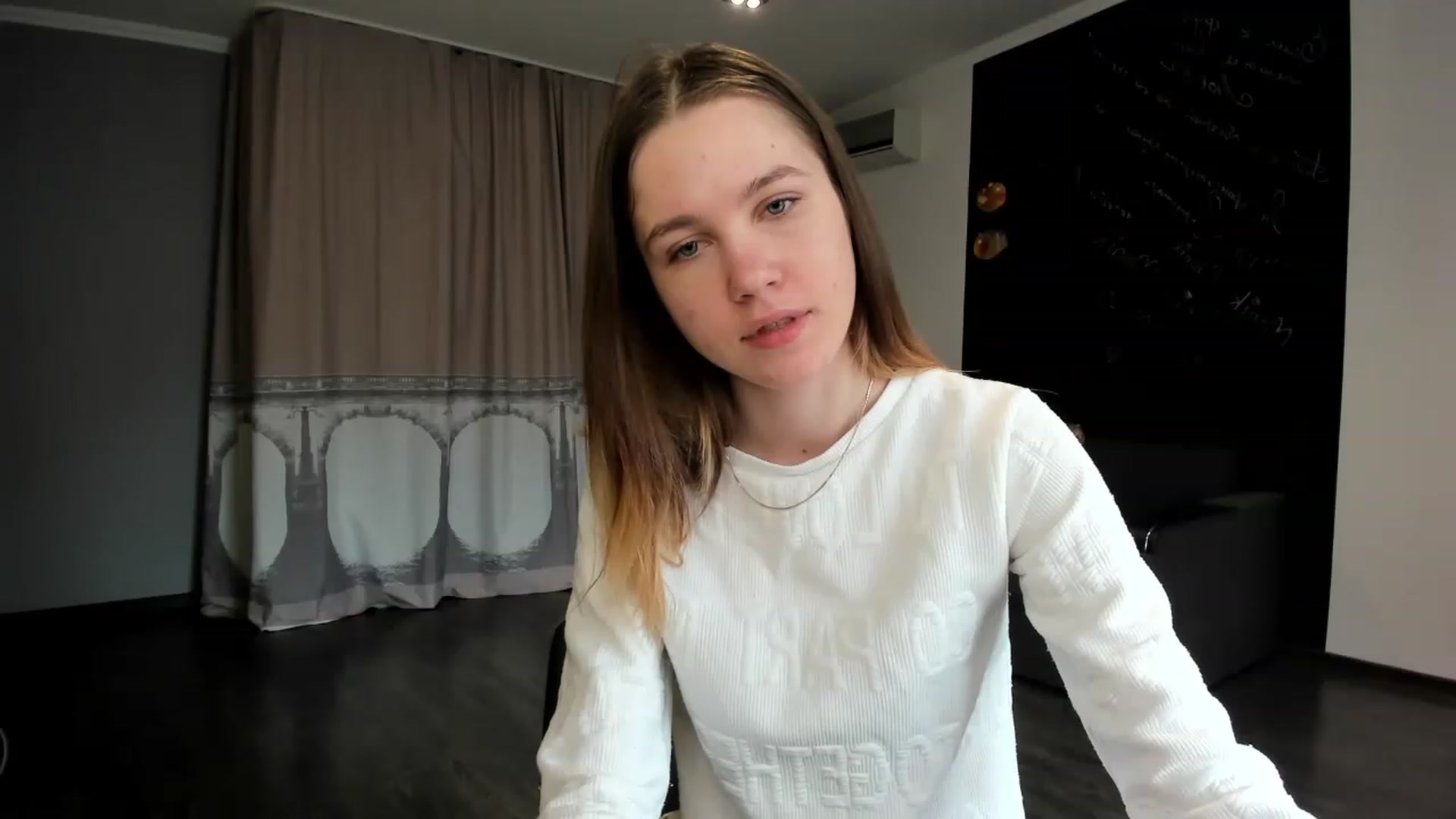 Gallery image thumbnail from KateGordon's myfreecams stream on, 03/20/2023, 11:23 image 16 of 20