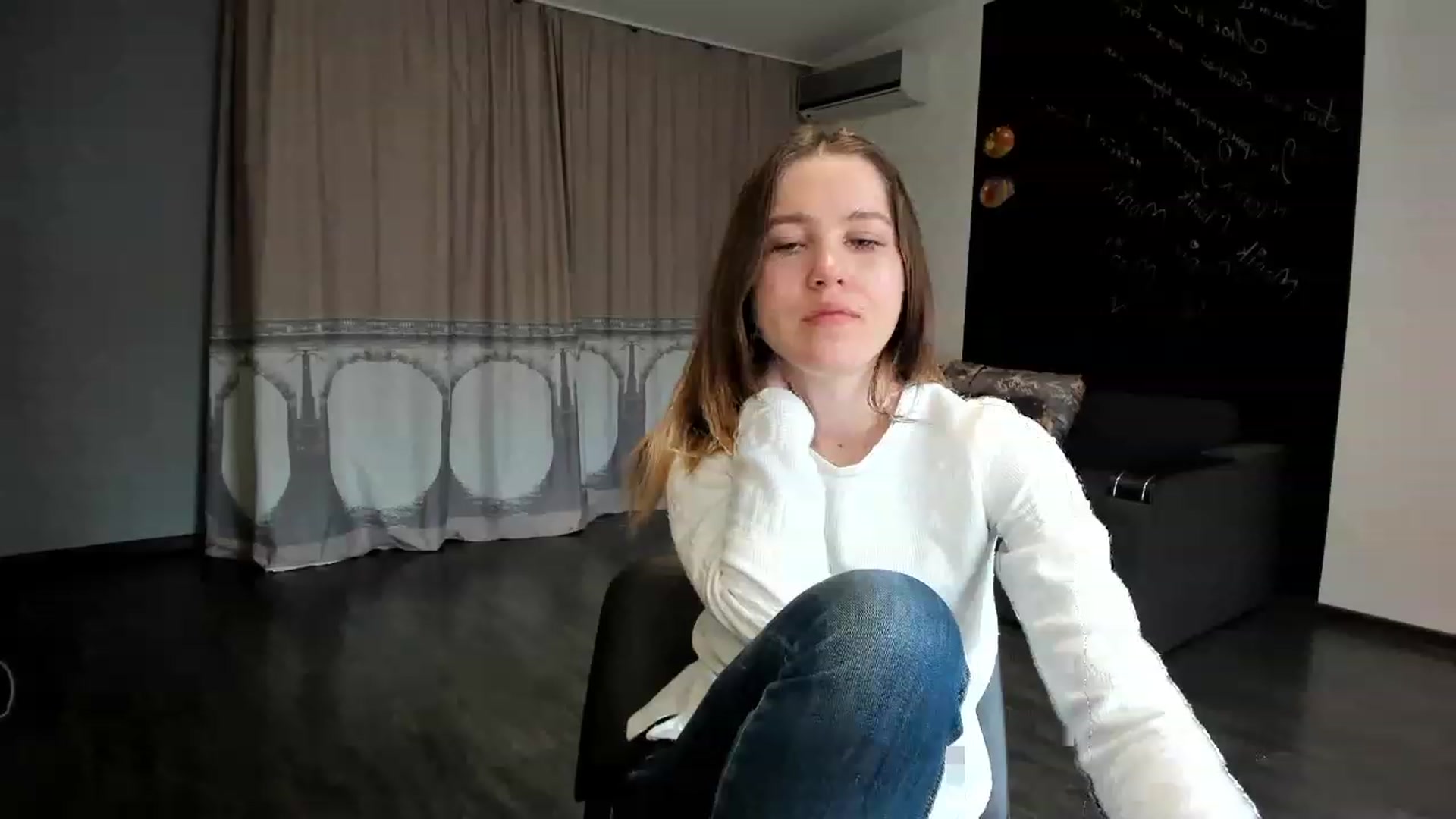Gallery image thumbnail from KateGordon's myfreecams stream on, 03/20/2023, 12:03 image 5 of 20