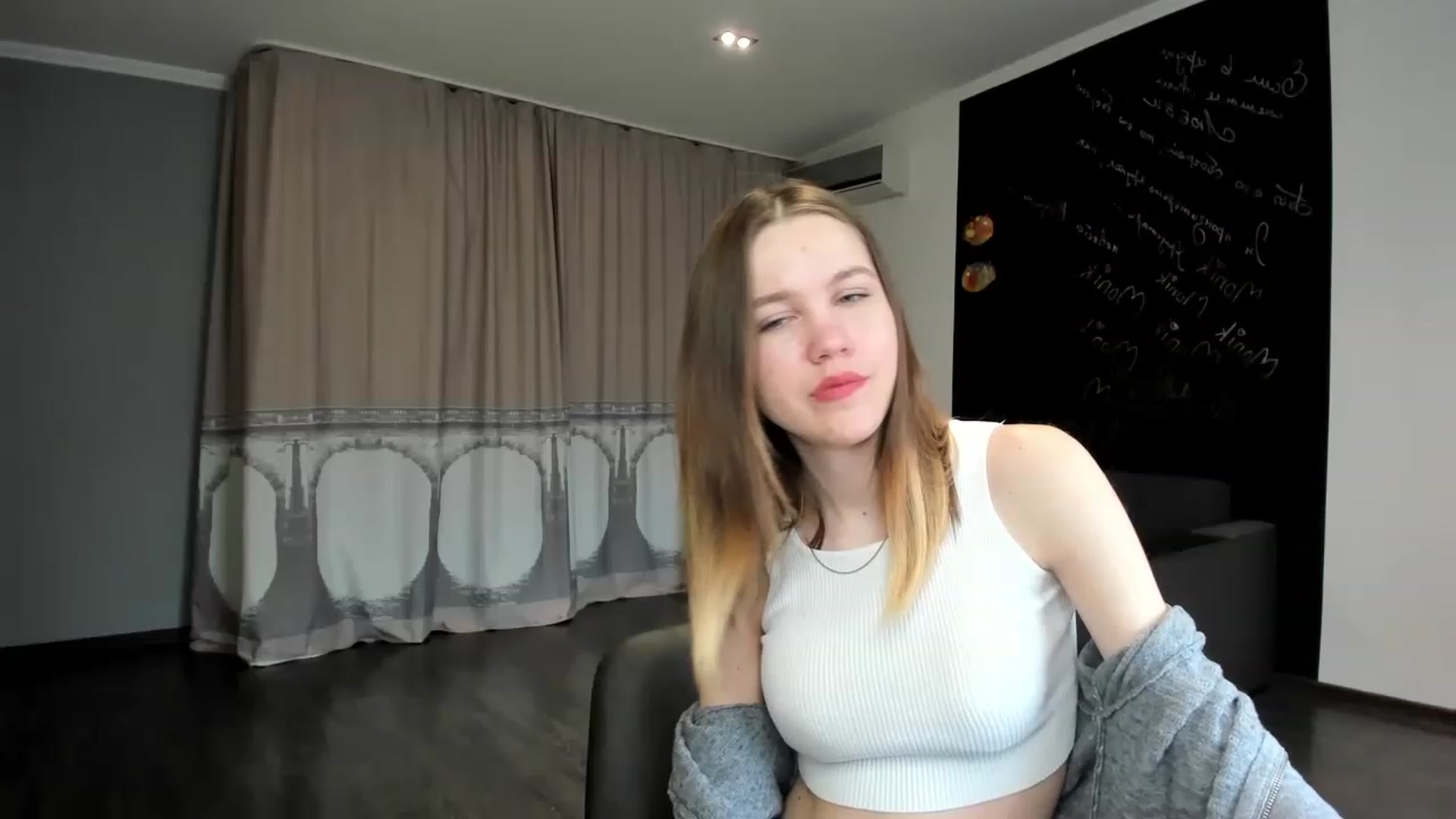 Gallery image thumbnail from KateGordon's myfreecams stream on, 03/21/2023, 08:56 image 16 of 20