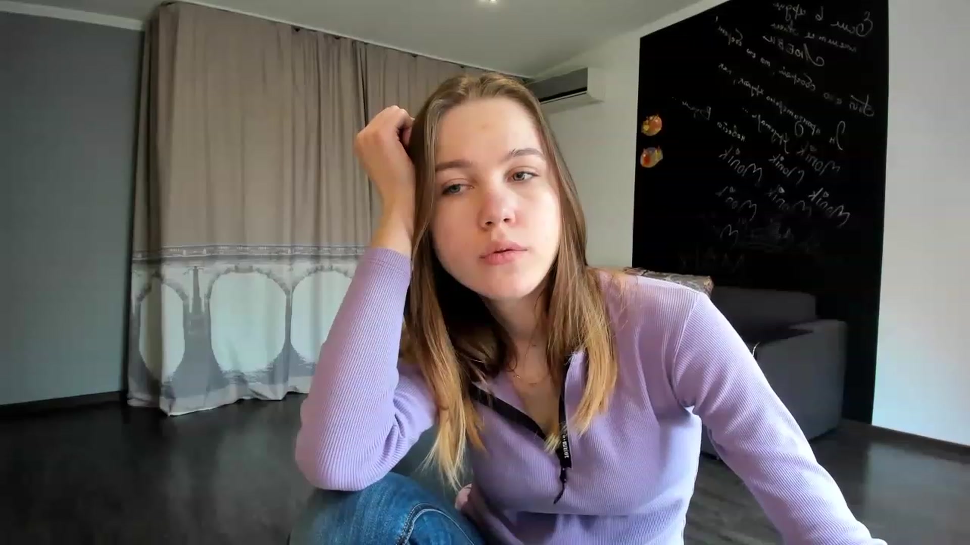 Gallery image thumbnail from KateGordon's myfreecams stream on, 03/22/2023, 12:05 image 15 of 20