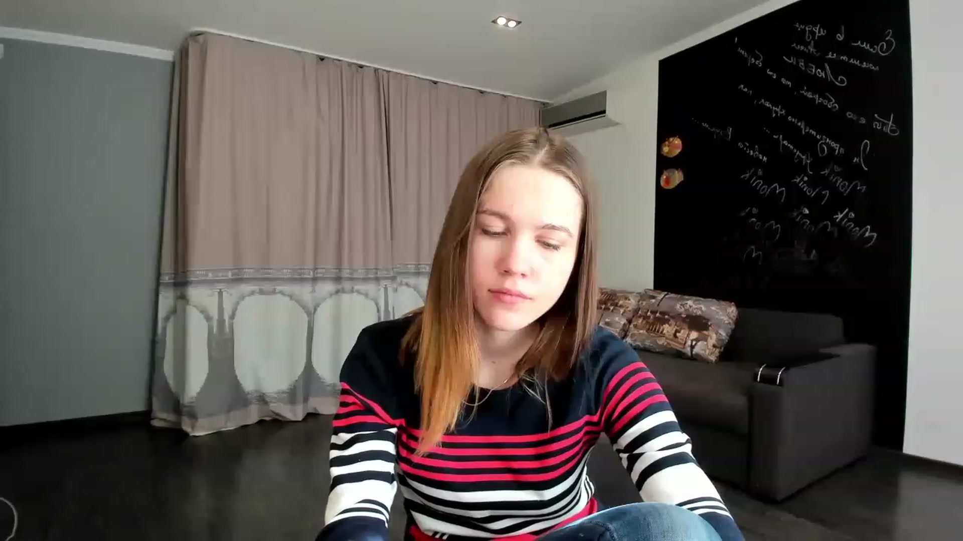 Gallery image thumbnail from KateGordon's myfreecams stream on, 03/27/2023, 08:27 image 15 of 20