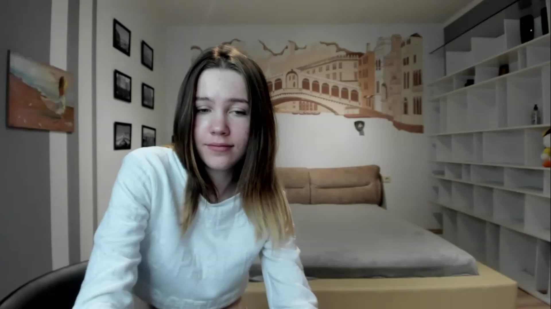 Gallery image thumbnail from KateGordon's myfreecams stream on, 04/01/2023, 11:07 image 19 of 20