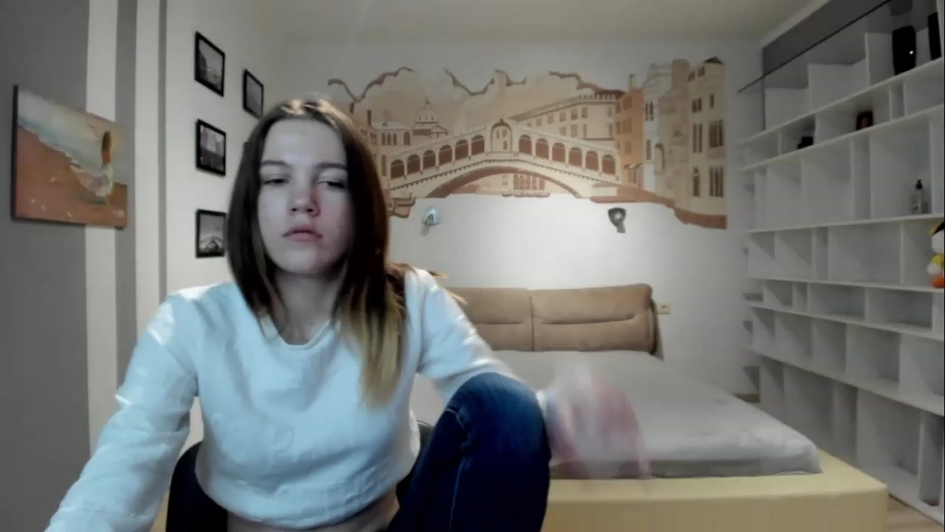 Gallery image thumbnail from KateGordon's myfreecams stream on, 04/01/2023, 11:07 image 10 of 20