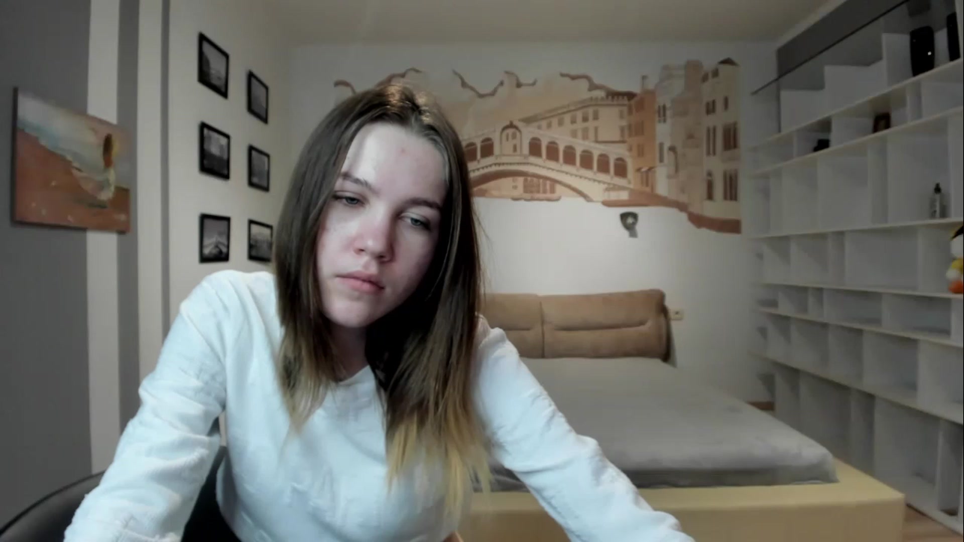 Gallery image thumbnail from KateGordon's myfreecams stream on, 04/01/2023, 11:07 image 20 of 20