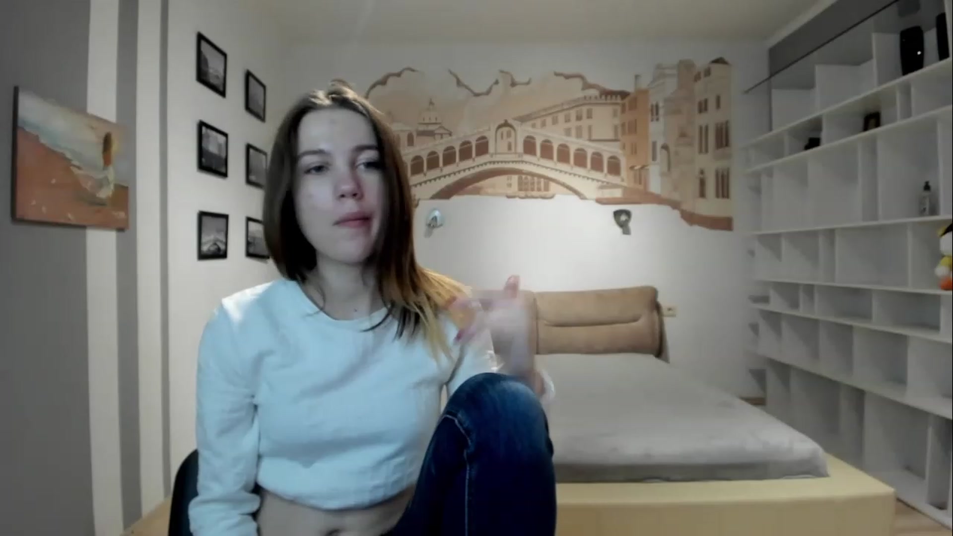 Gallery image thumbnail from KateGordon's myfreecams stream on, 04/01/2023, 11:07 image 9 of 20