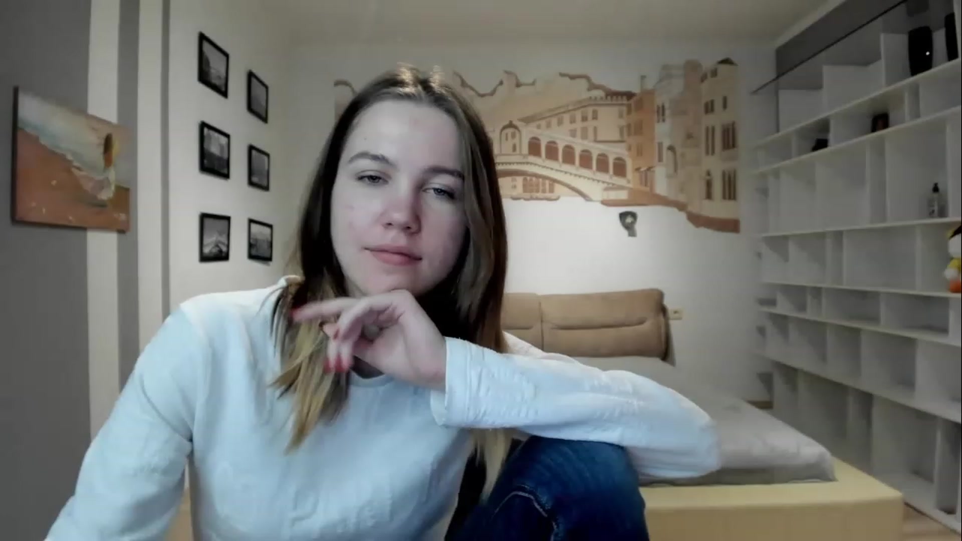 Gallery image thumbnail from KateGordon's myfreecams stream on, 04/01/2023, 11:07 image 1 of 20