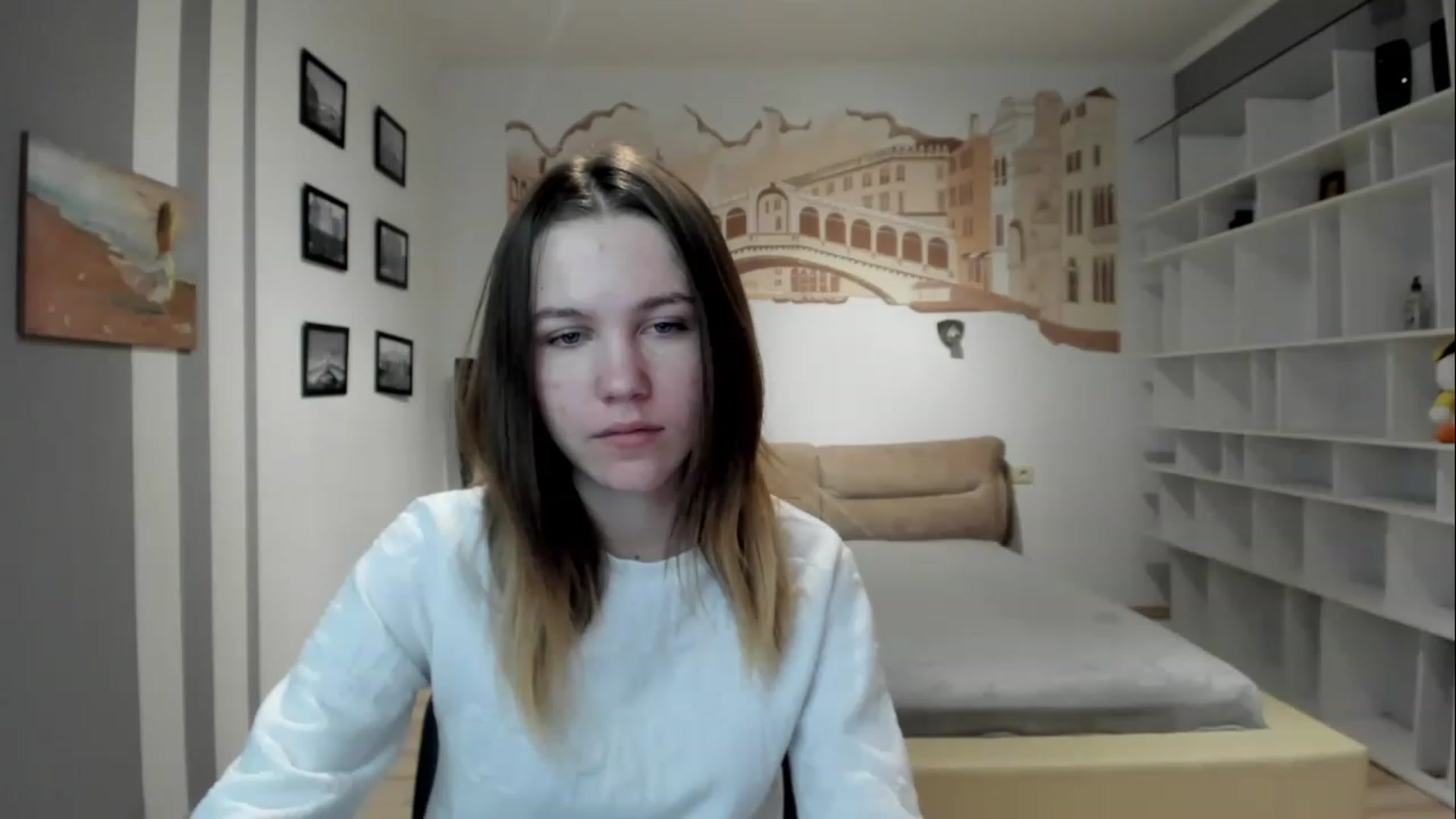 Gallery image thumbnail from KateGordon's myfreecams stream on, 04/01/2023, 11:07 image 5 of 20