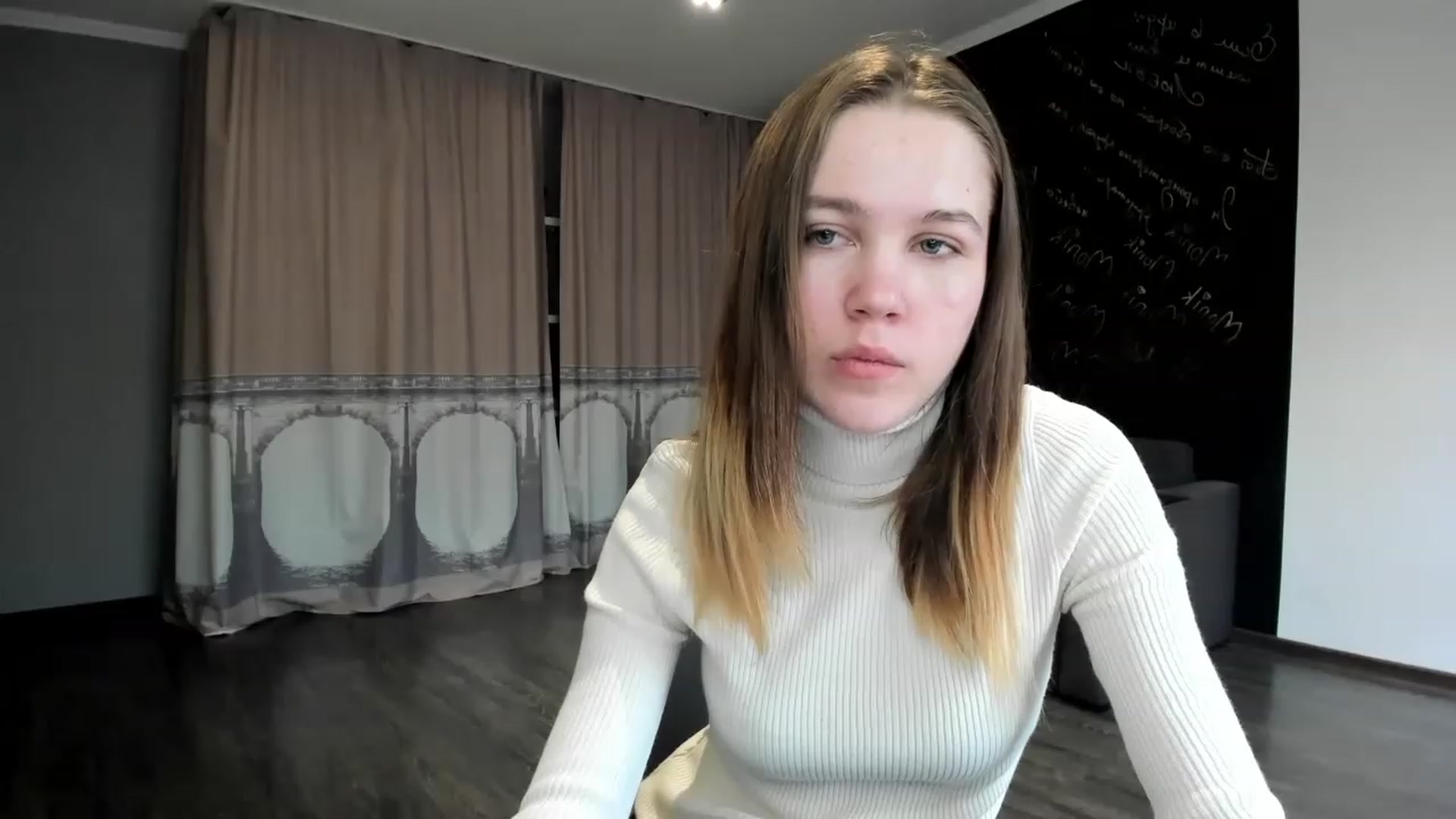 Gallery image thumbnail from KateGordon's myfreecams stream on, 04/03/2023, 11:29 image 2 of 20