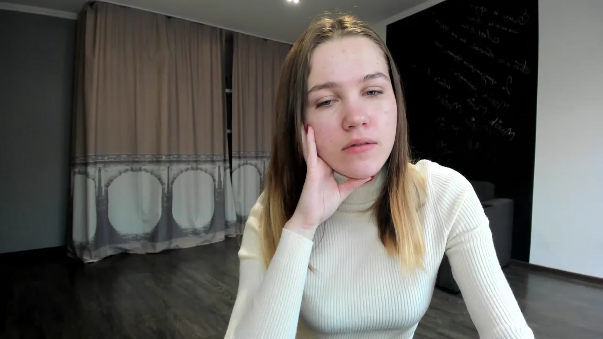 Gallery image thumbnail from KateGordon's myfreecams stream on, 04/03/2023, 11:29 image 1 of 20