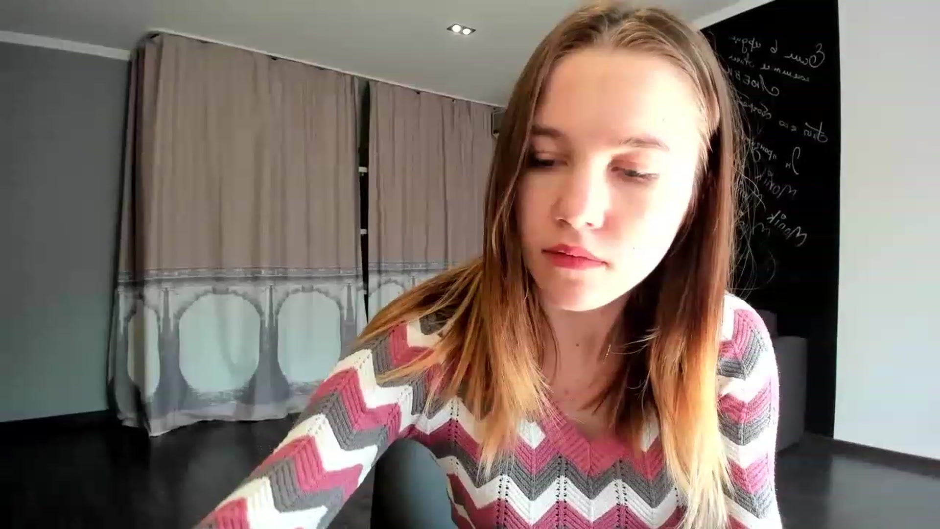 Gallery image thumbnail from KateGordon's myfreecams stream on, 04/04/2023, 08:33 image 14 of 20